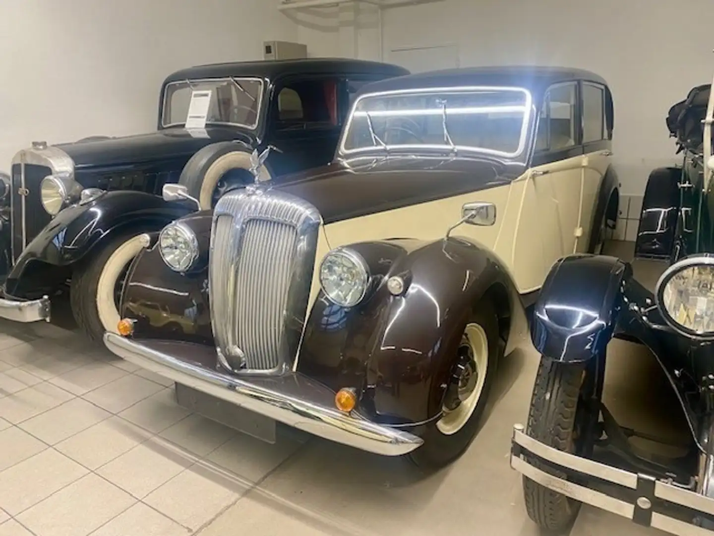 Sonstige Sonstige Daimler DB 18 Saloon Beige - 2