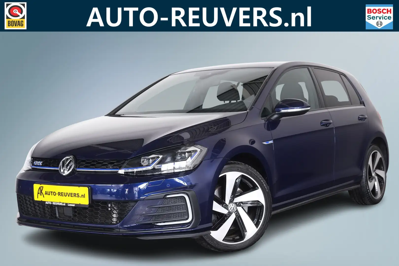 Volkswagen Golf GTE 1.4 TSI PHEV / LED / ACC / CarPlay / Standkachel Blauw - 1
