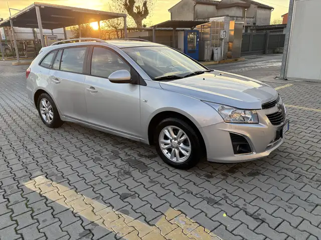 Chevrolet Cruze SW 1.7d LT 130cv