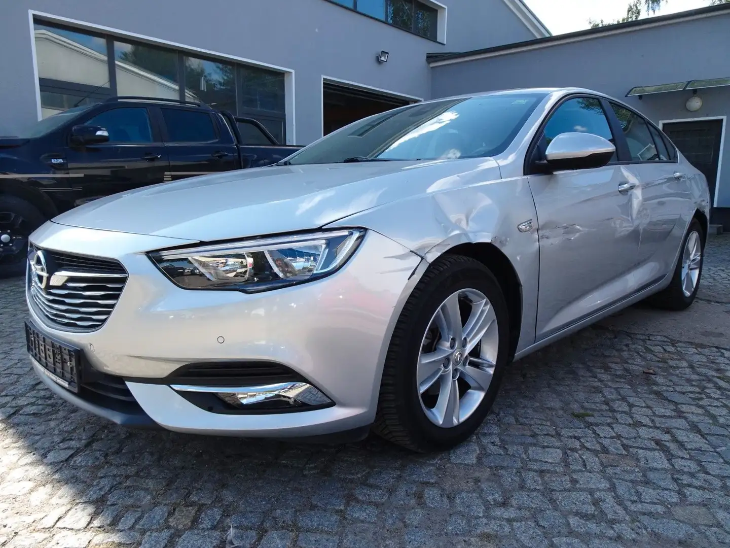 Opel Insignia B Grand Sport Edition 1.6 100kW, KLIMA Silber - 1