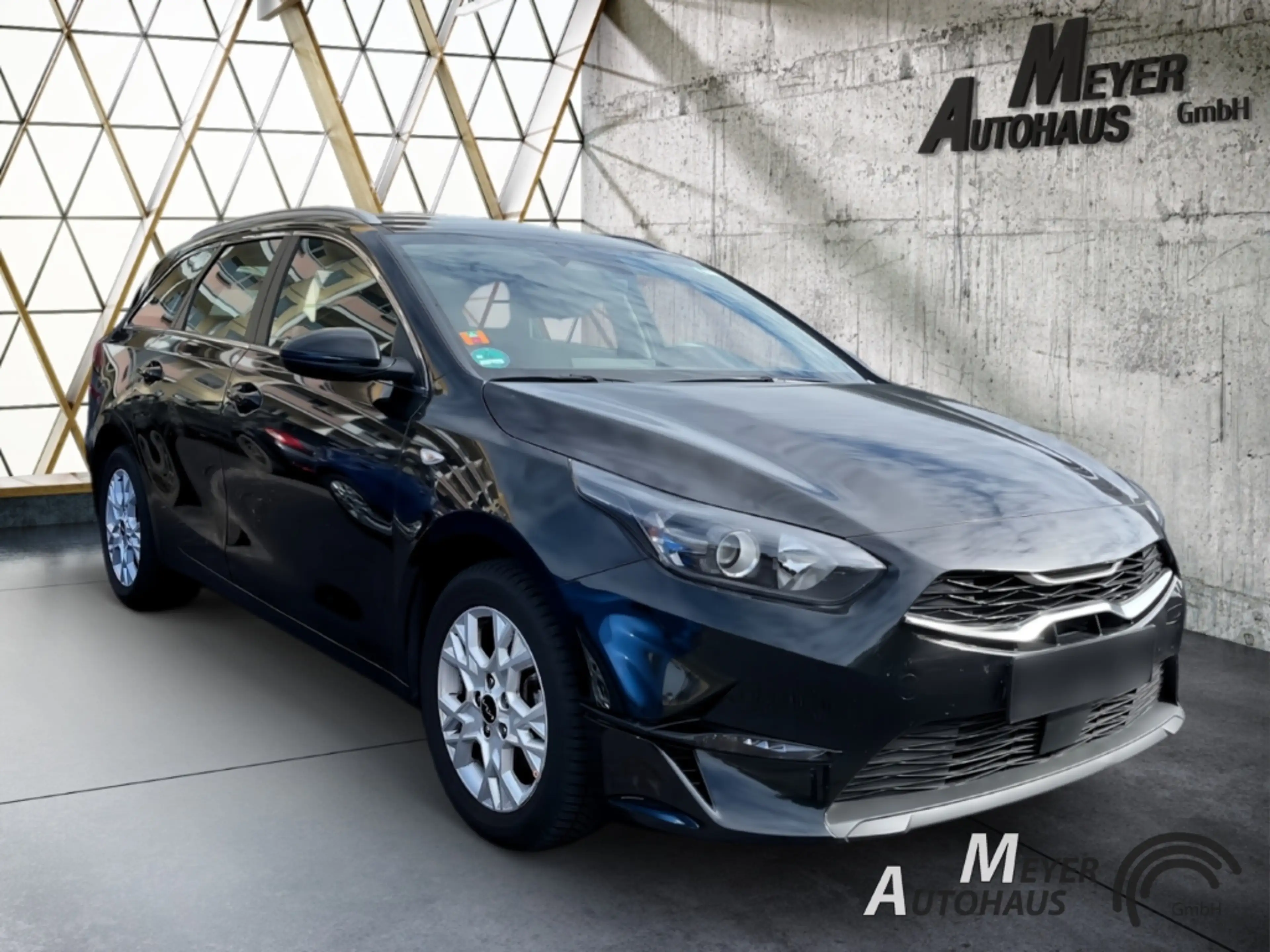 Kia Ceed SW / cee'd SW 1.5T DCT Vision+Sitzheizung+Spurassistent+Nebelsch — photo 15