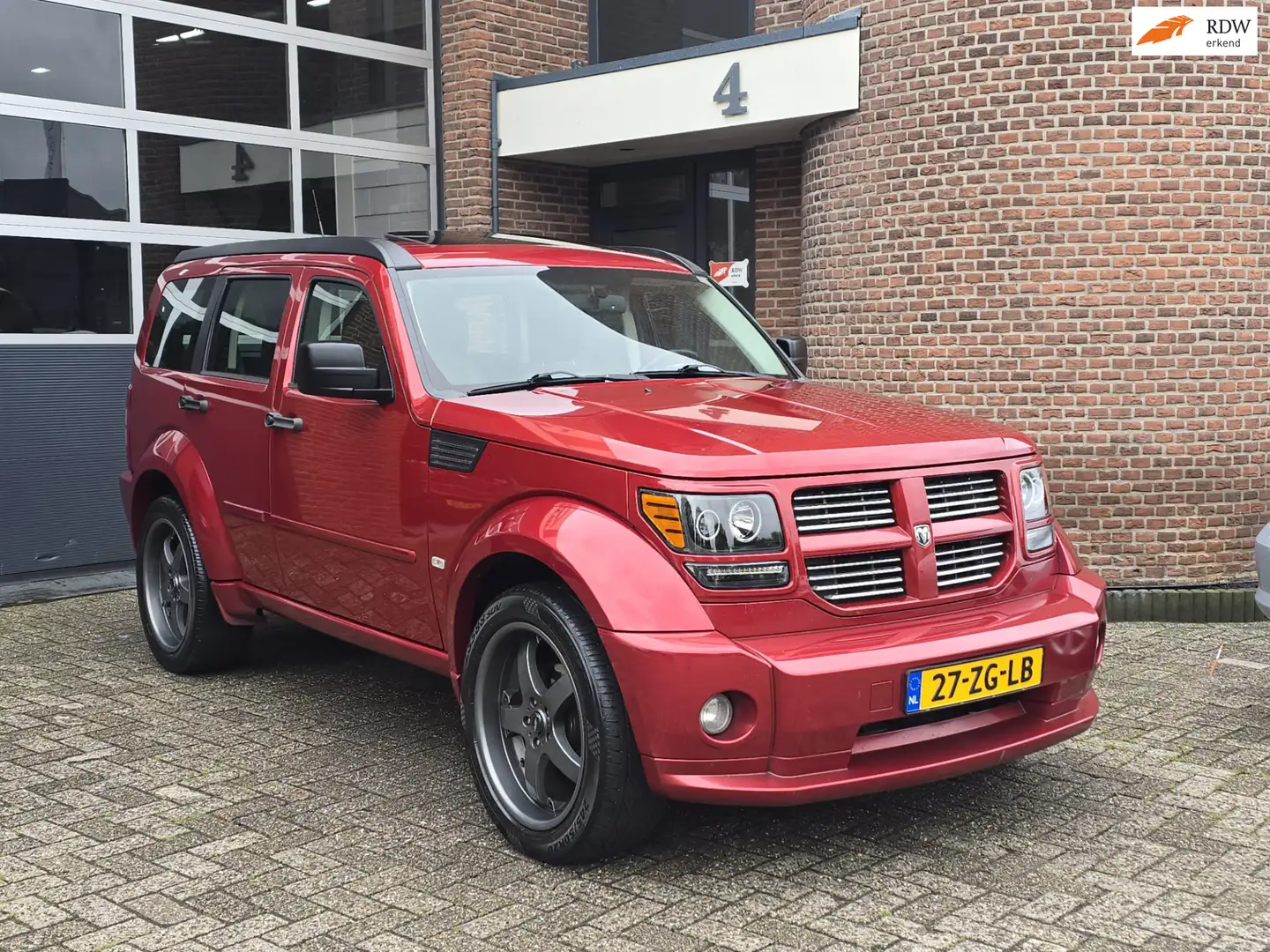 Dodge Nitro 4.0 V6 R/T LPG | Dakraam |Leer | Rot - 1