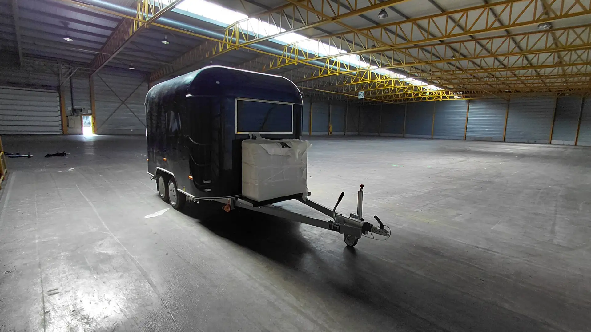 Trucks-Lkw Sonstige FOOD TRACK Schwarz - 1