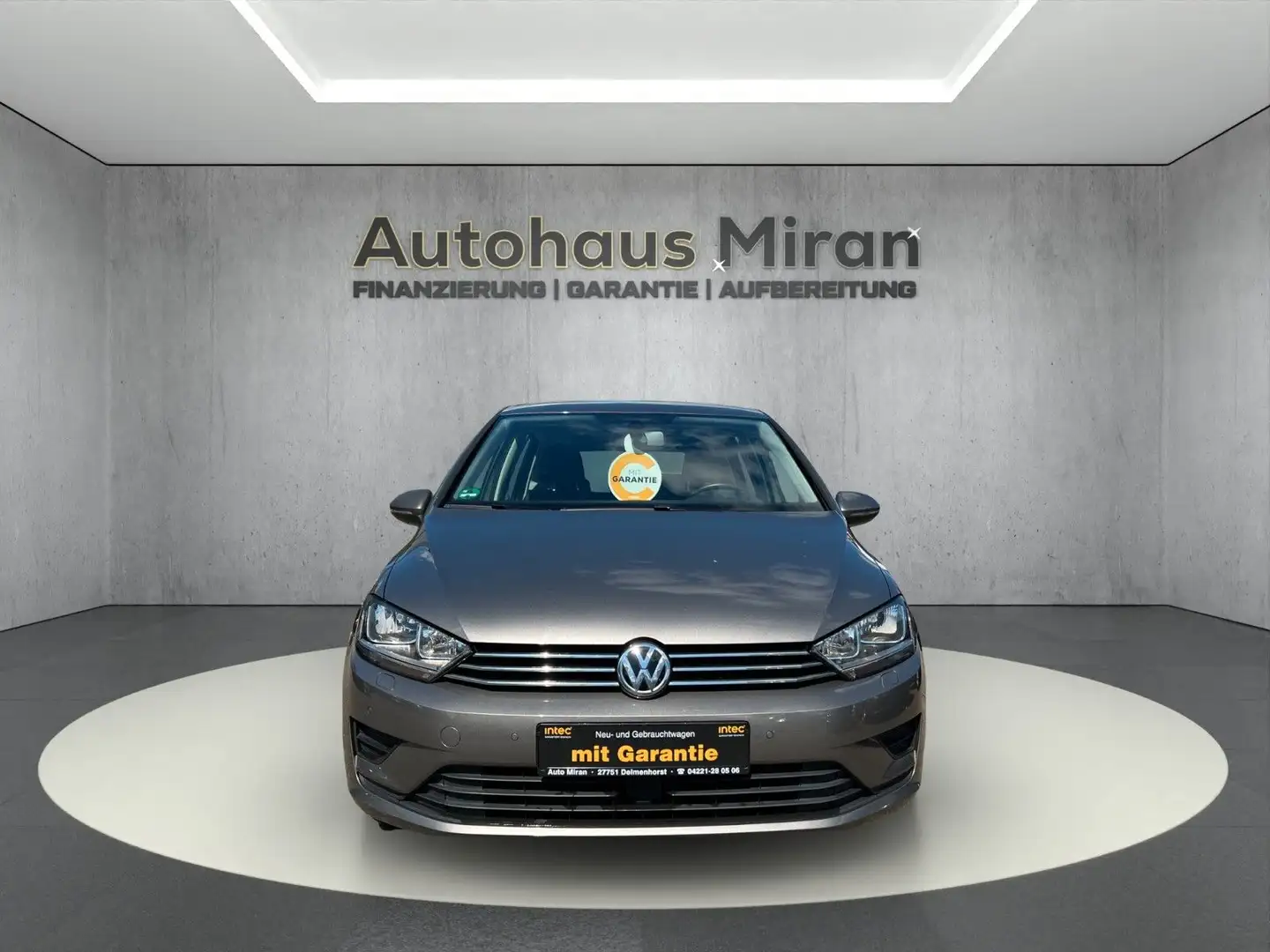 Volkswagen Golf Sportsvan 1.6 TDI Comfortline BlueMotion Te Braun - 1