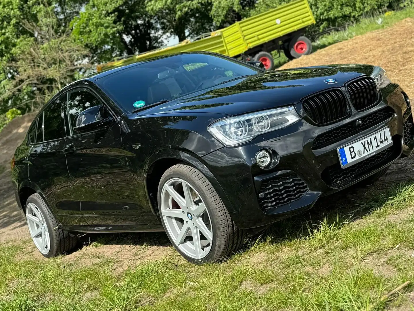 BMW X4 M X4 M40i Zwart - 1