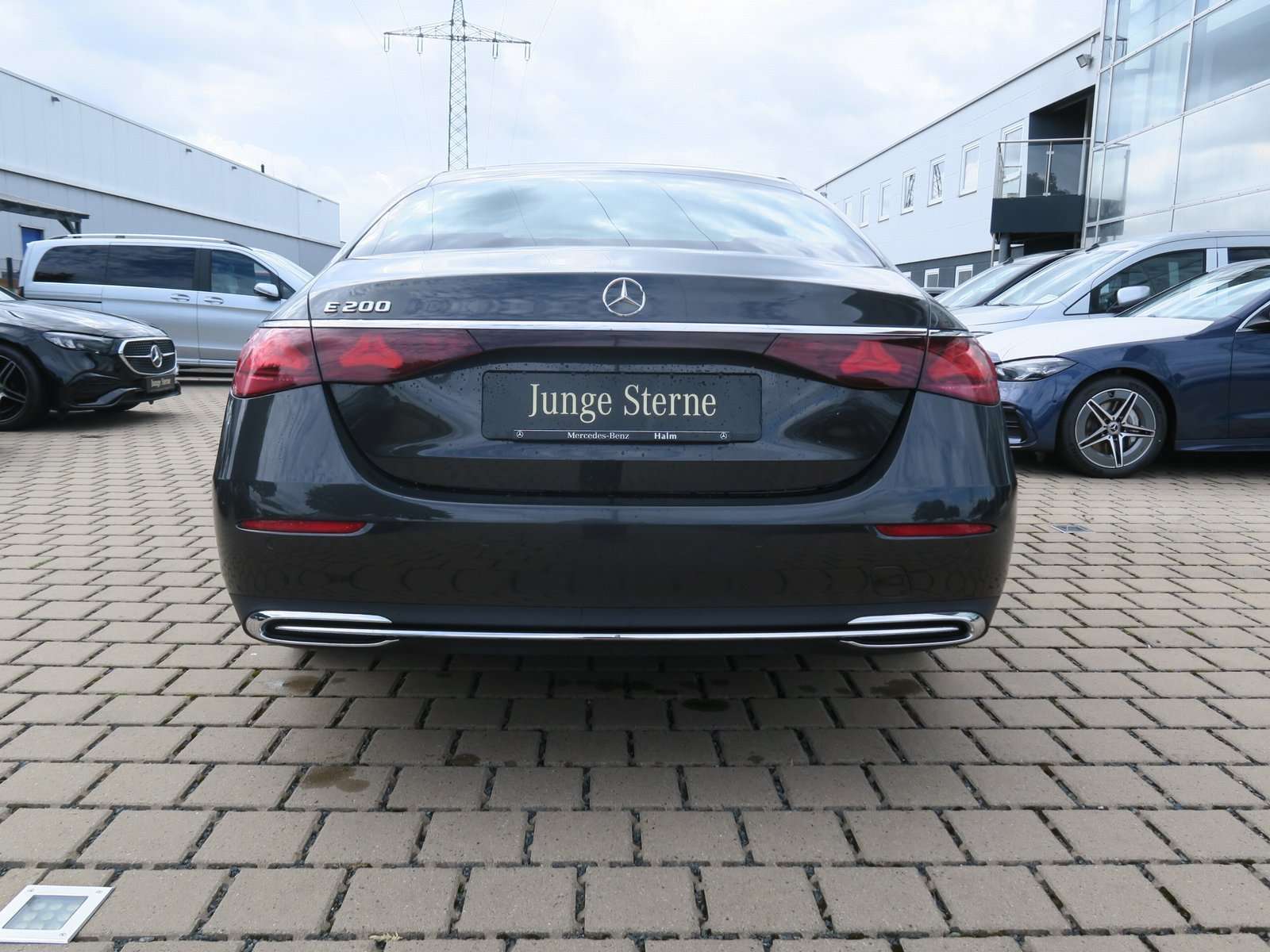 Mercedes-Benz E 200