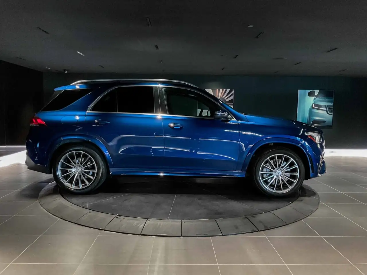 Mercedes-Benz GLE снимка Mercedes-Benz GLE