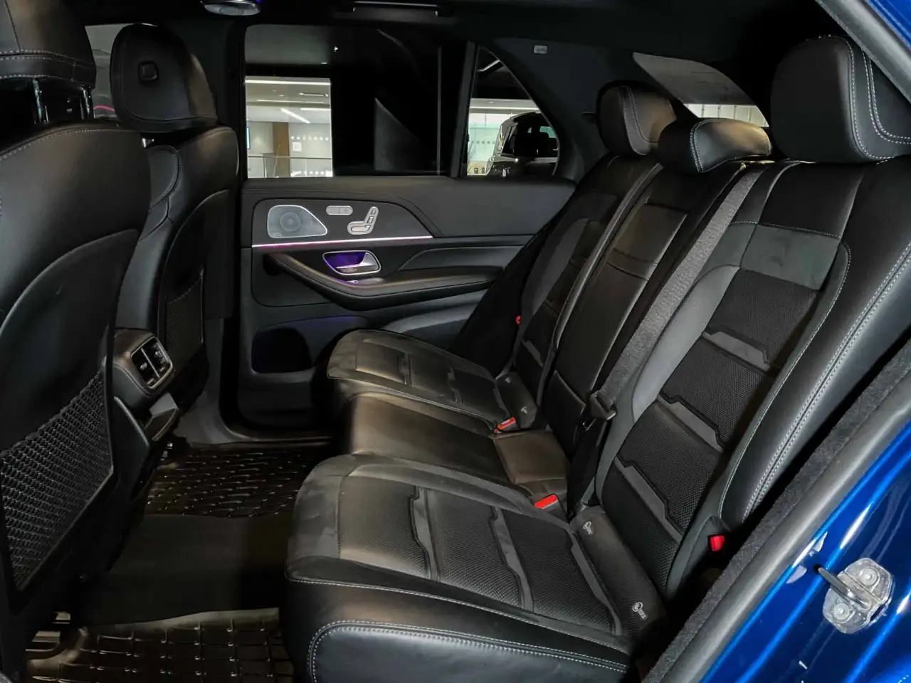 Mercedes-Benz GLE снимка Mercedes-Benz GLE
