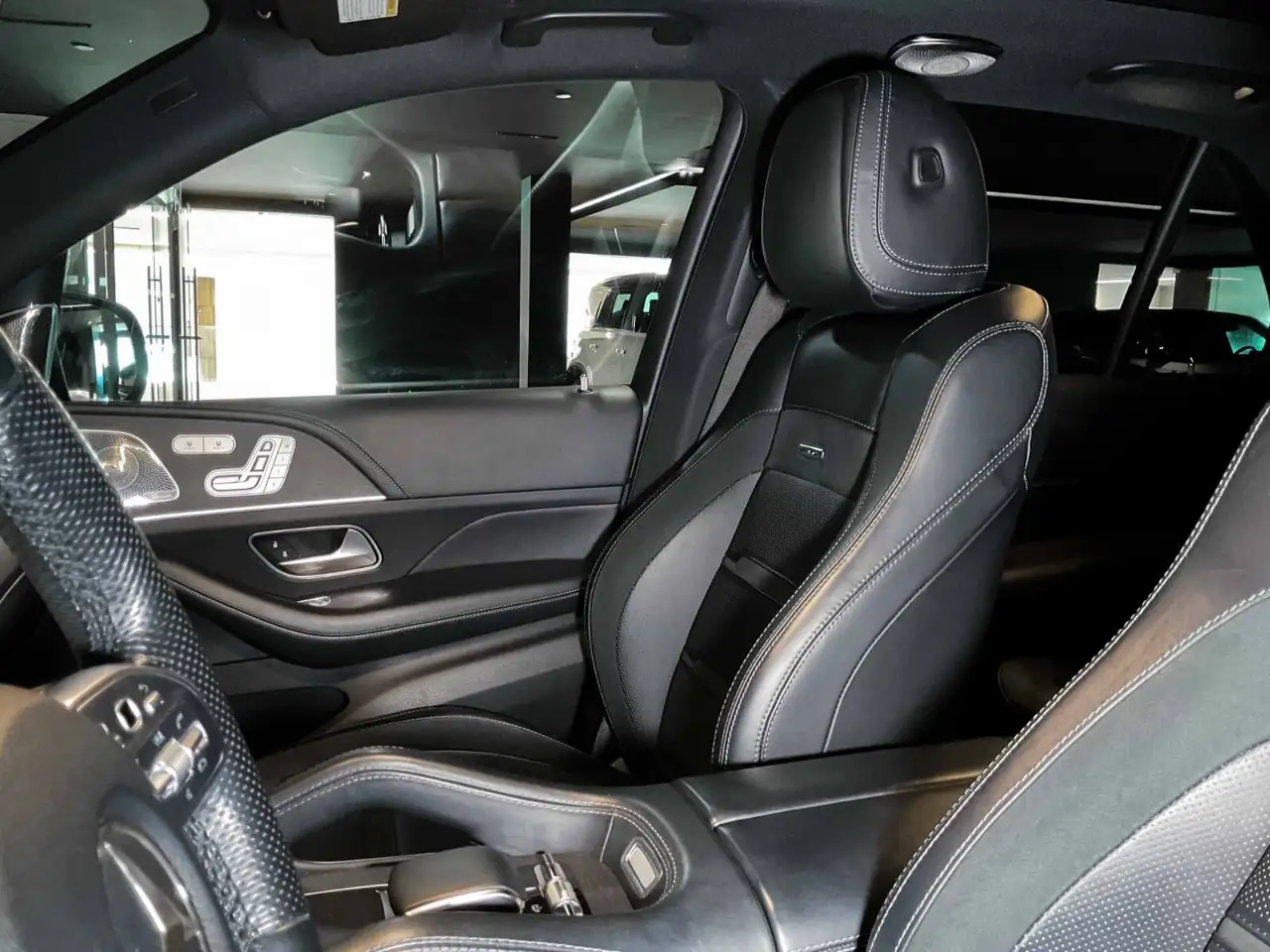 Mercedes-Benz GLE снимка Mercedes-Benz GLE