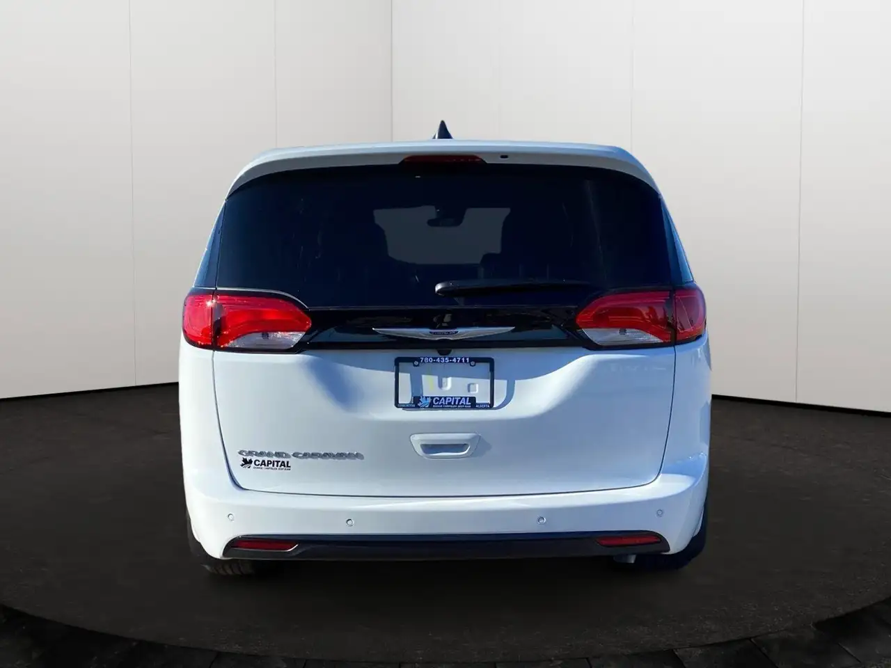 Chrysler Grand Caravan снимка Chrysler Grand Caravan