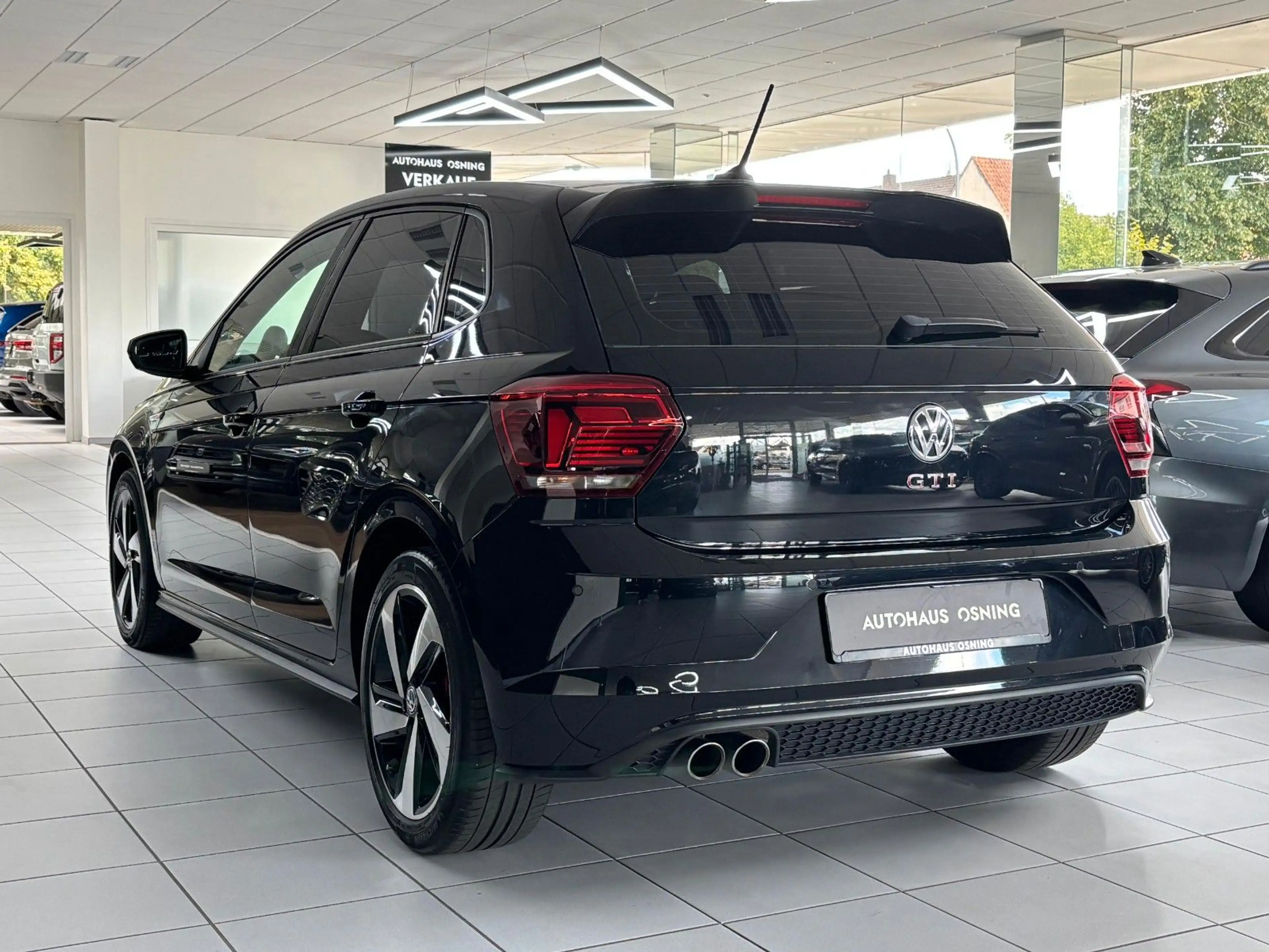 Volkswagen Polo VI GTI LED CARPLAY ACC SITZHEIZUNG NAVI — photo 4