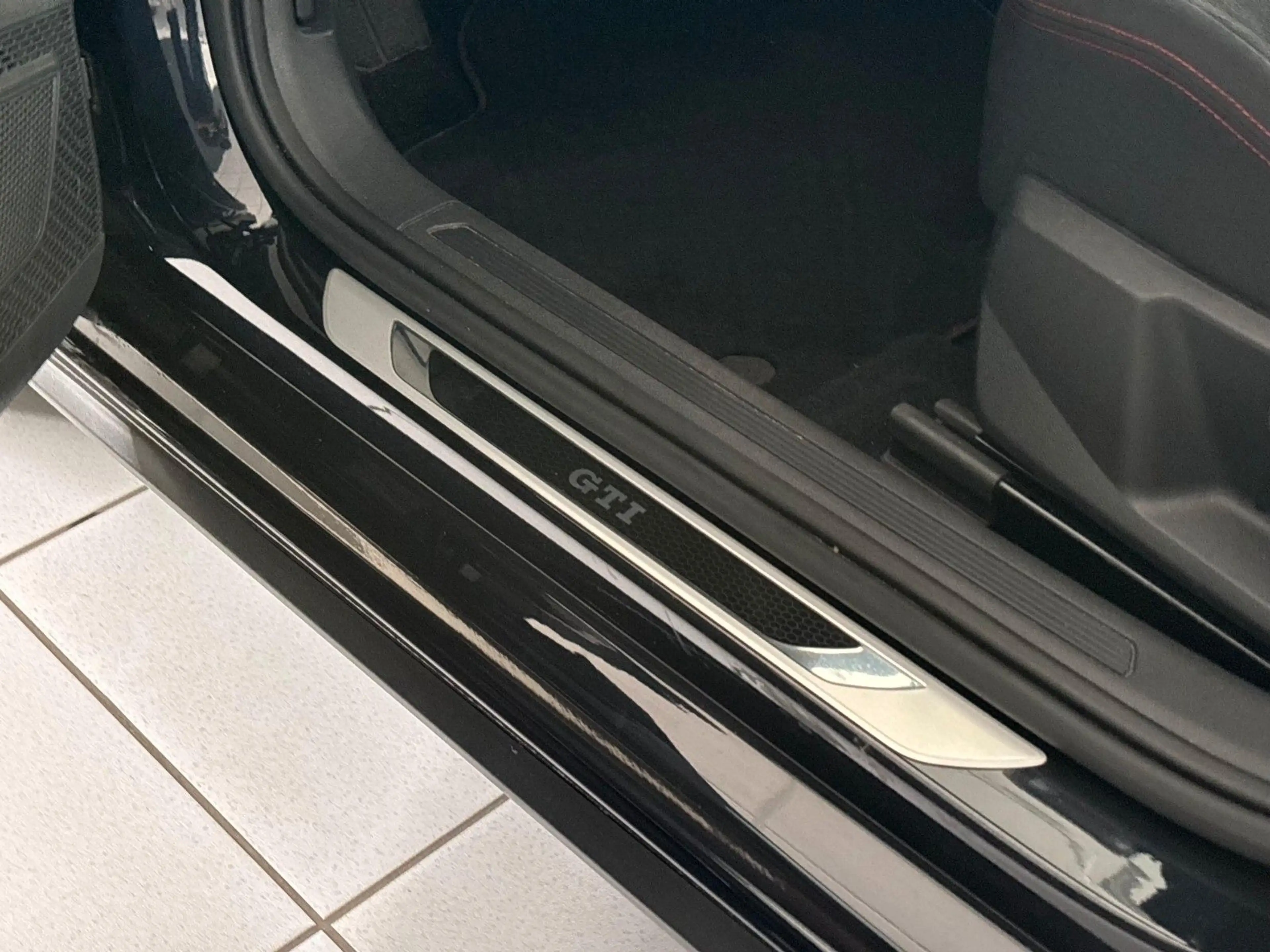 Volkswagen Polo VI GTI LED CARPLAY ACC SITZHEIZUNG NAVI — photo 13