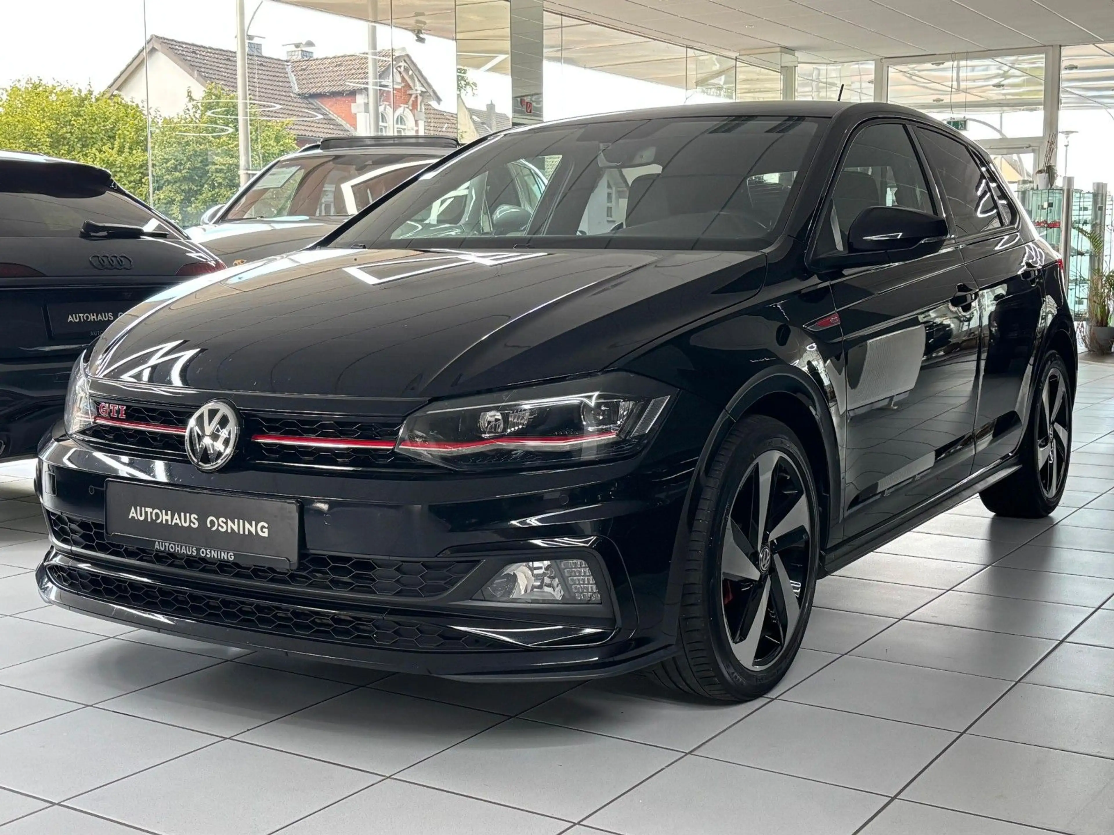 Volkswagen Polo VI GTI LED CARPLAY ACC SITZHEIZUNG NAVI — photo 3