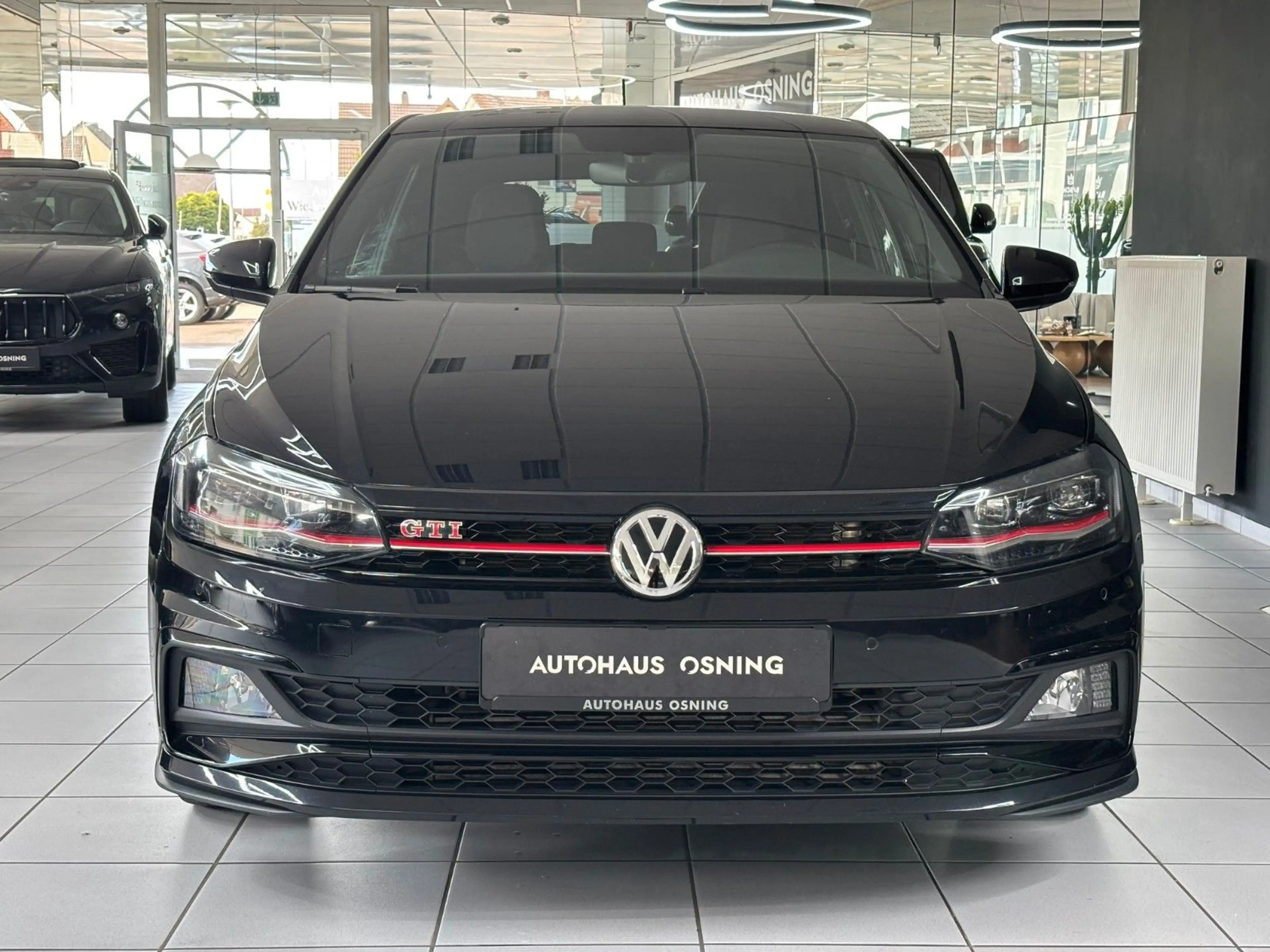 Volkswagen Polo VI GTI LED CARPLAY ACC SITZHEIZUNG NAVI — photo 2