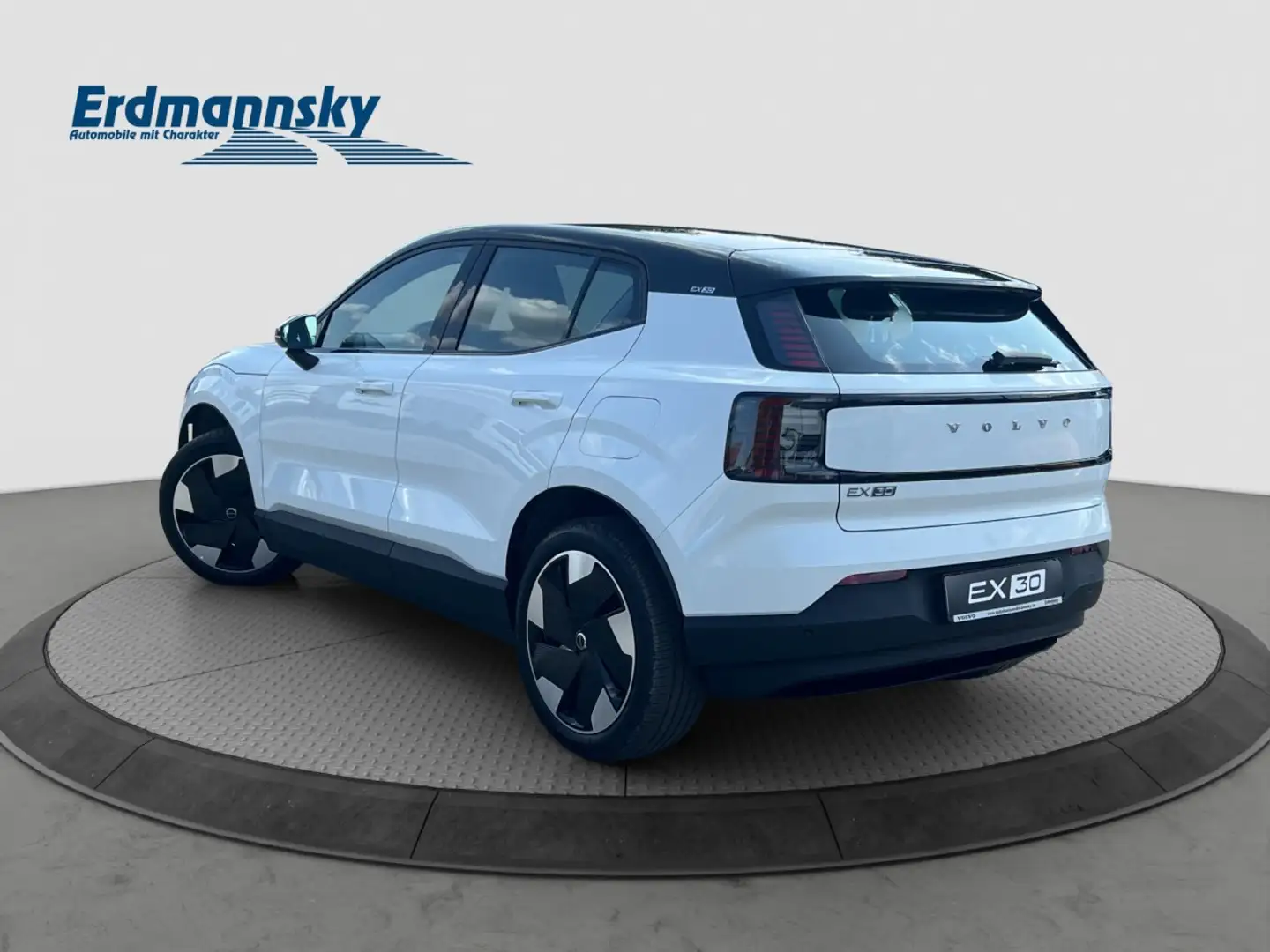 Volvo EX30 Plus Extended Range/ Sitzhzg. / Lenkradhzg. Klima Weiß - 2