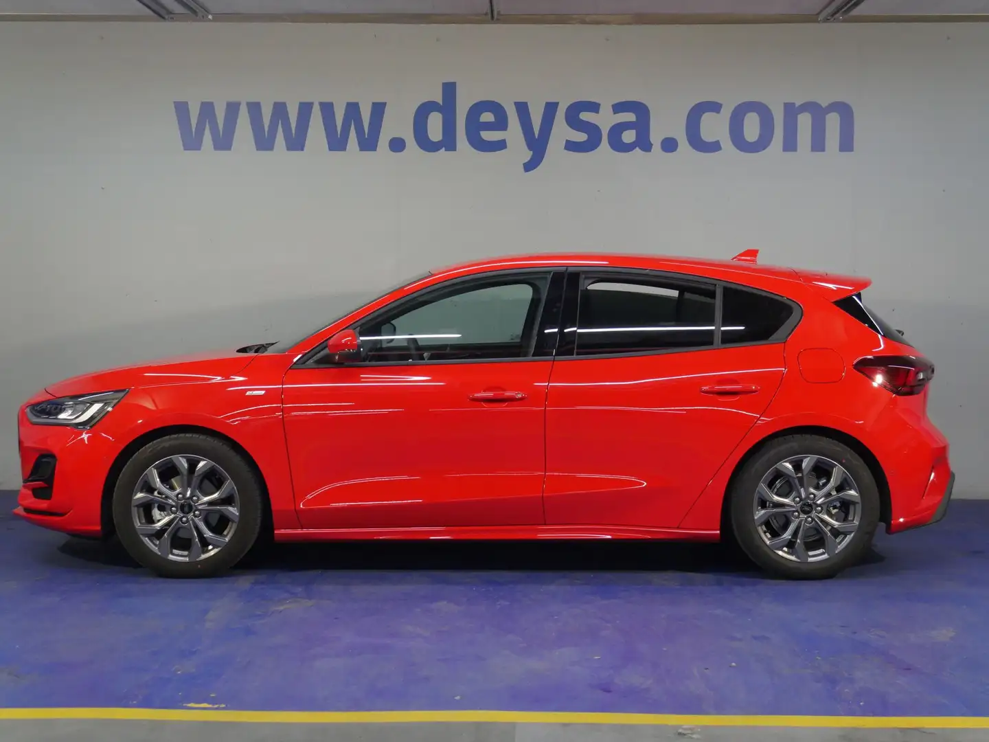 Ford Focus 1.0 Ecoboost MHEV ST-Line X 125 Rojo - 2