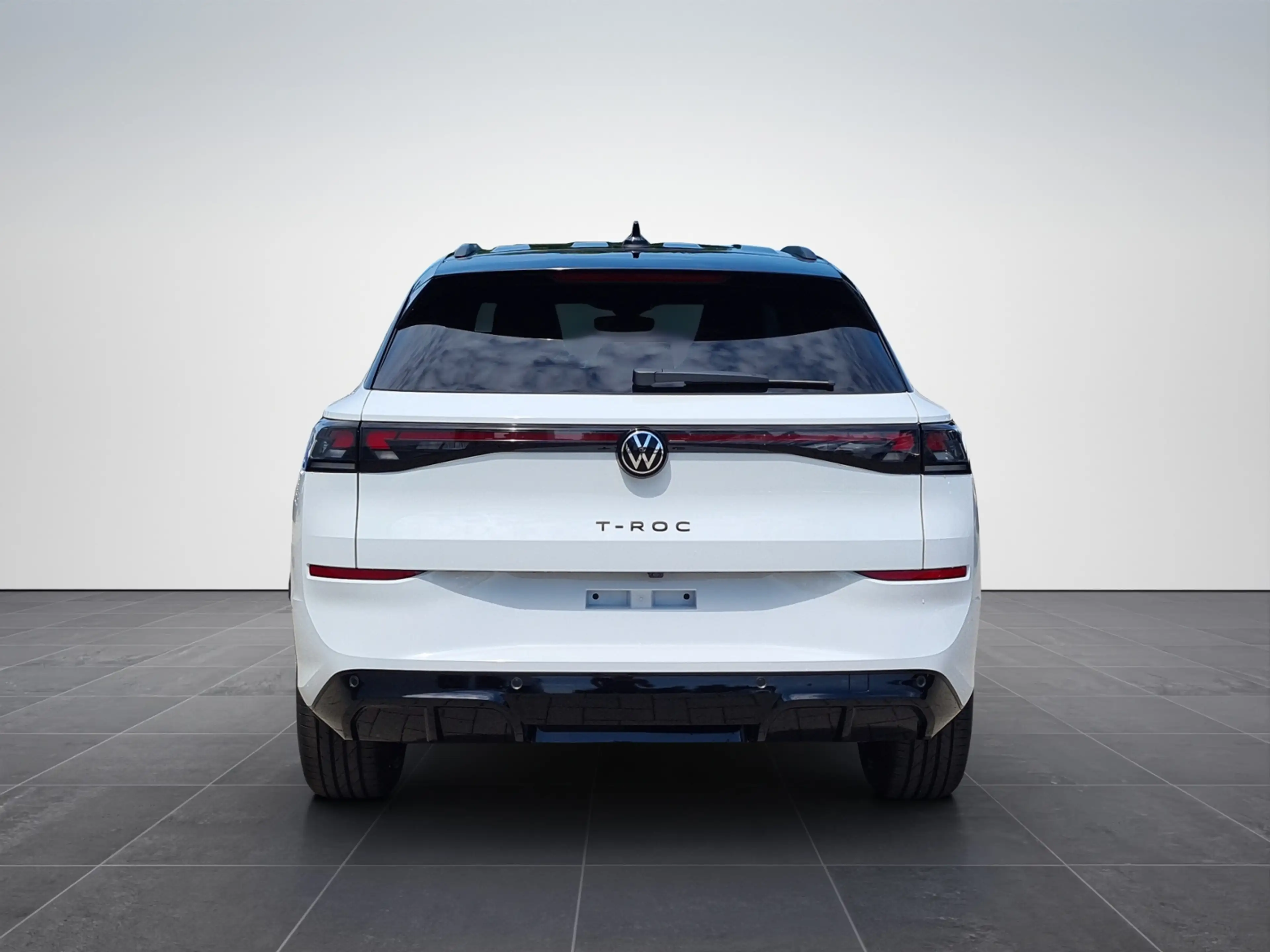 Volkswagen T-Roc 1.5 TSI DSG R-Line+WR+NAVI+5JahreGar+IQLIGHT+PDC — photo 6