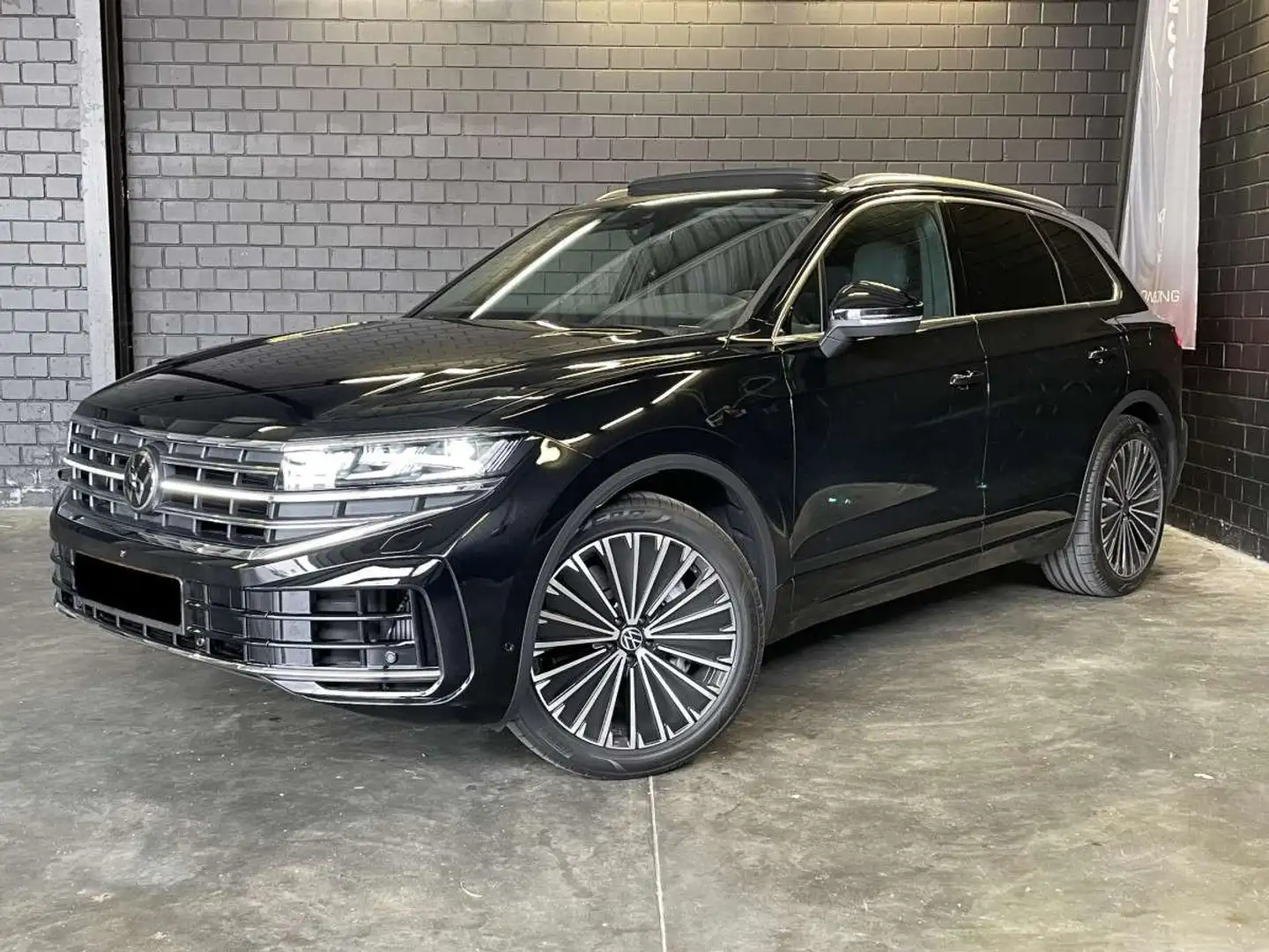 Volkswagen Touareg 3.0 TSi V6 eHybrid 4MOTION Elegance 381 C Noir - 1