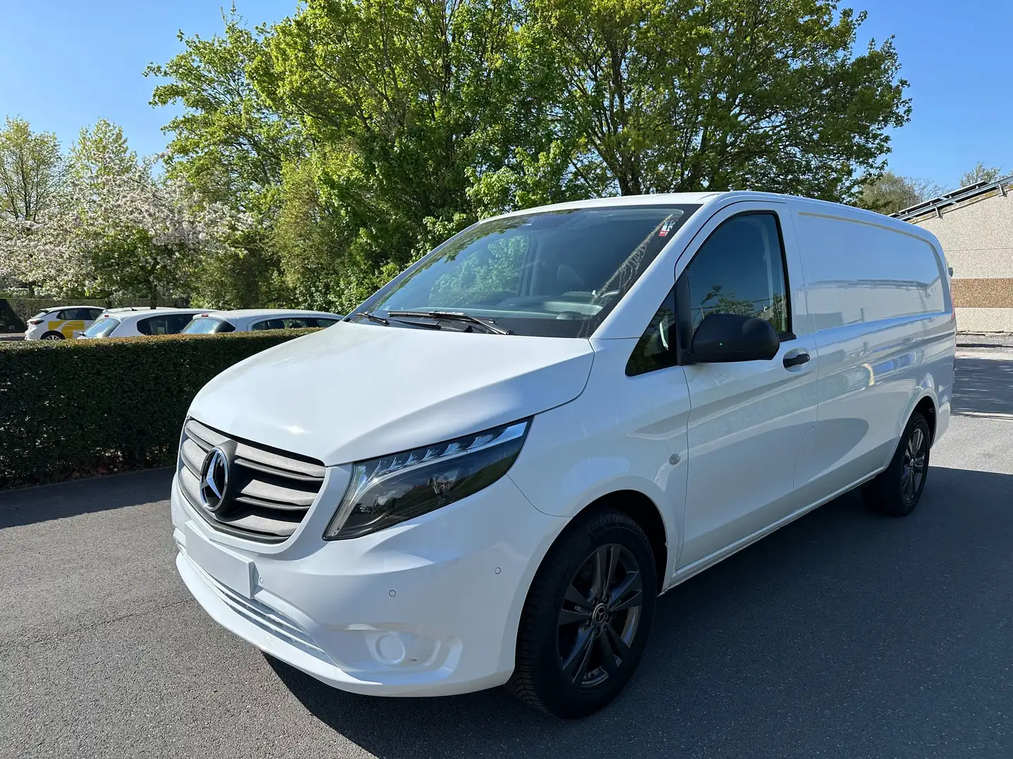 Mercedes-Benz Vito 116 CDI Long 9G Tronic Carplay/Clim/LED/Camera Blanco - 1