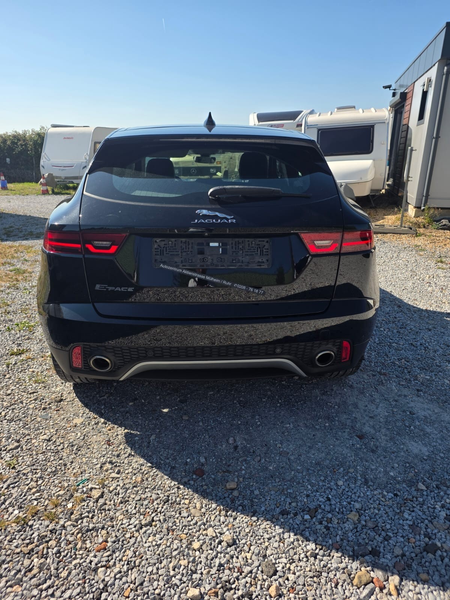 Jaguar E-Pace E-Pace Diesel D150 R-Dynamic — photo 4