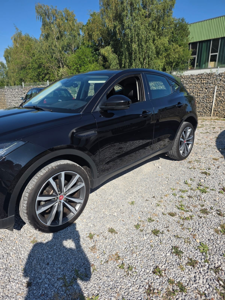 Jaguar E-Pace E-Pace Diesel D150 R-Dynamic — photo 3