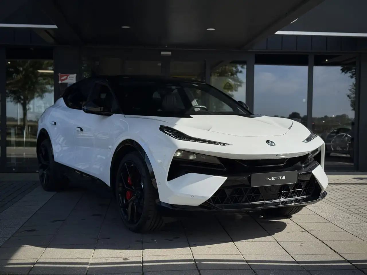 Lotus Eletre 2025