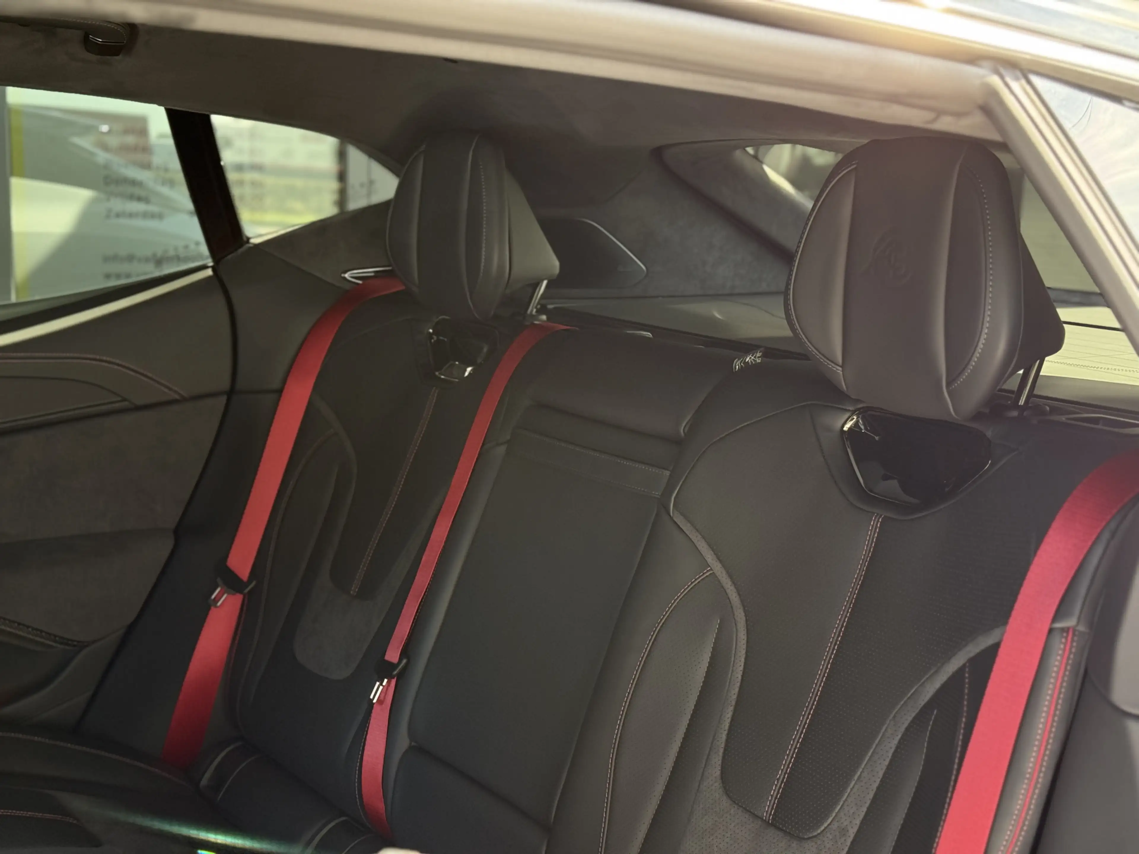 Lotus Eletre 600 GT SE 4WD — photo 15