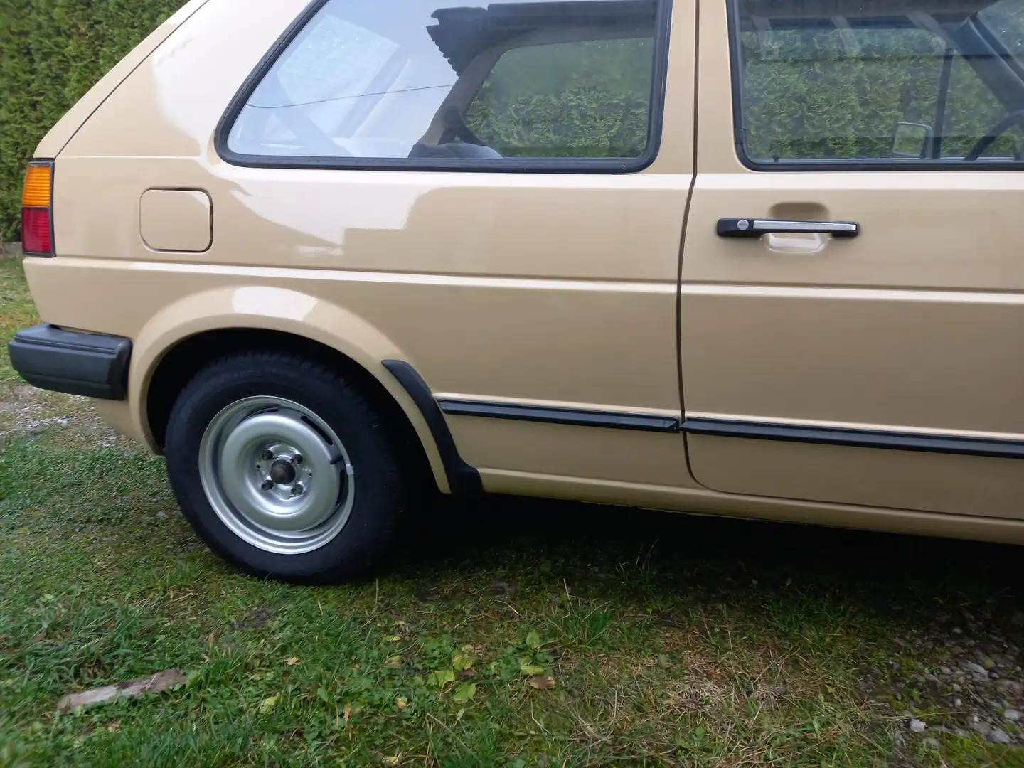 Volkswagen Golf Golf CL Бежевий - 1