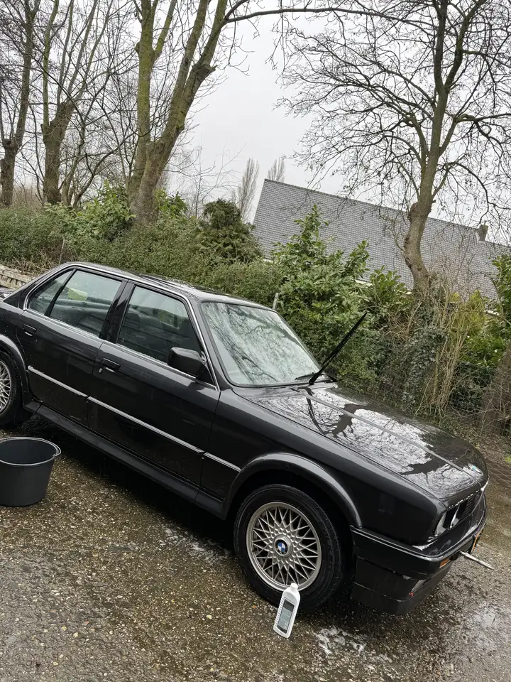 BMW E30 325ix, foto 1