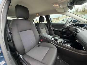 Mercedes-Benz A 180 A 180 d Business Line