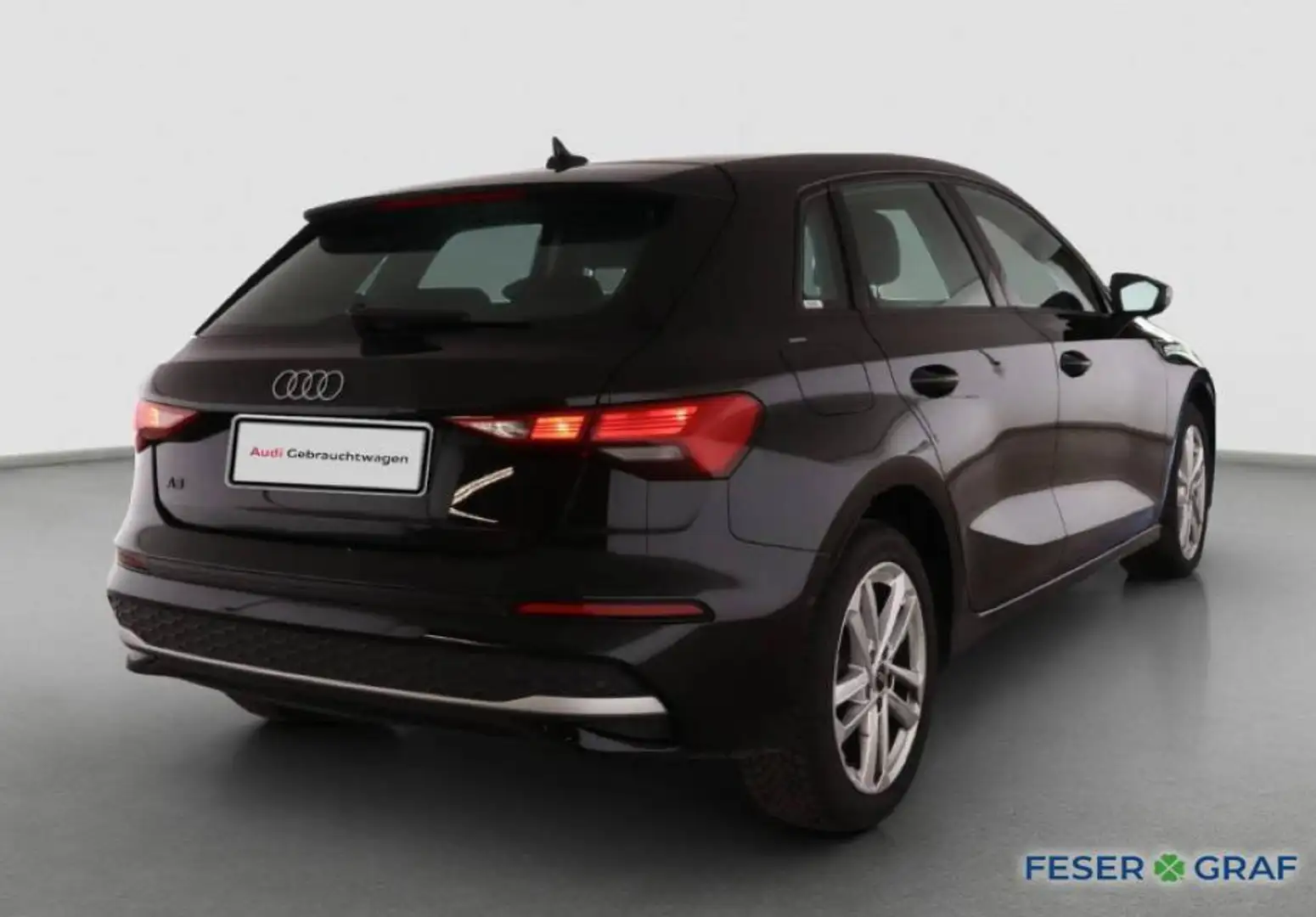 Audi A3 Advanced 30TFSI Navi+/SHZ/AHK/VC+/GRA Schwarz - 2