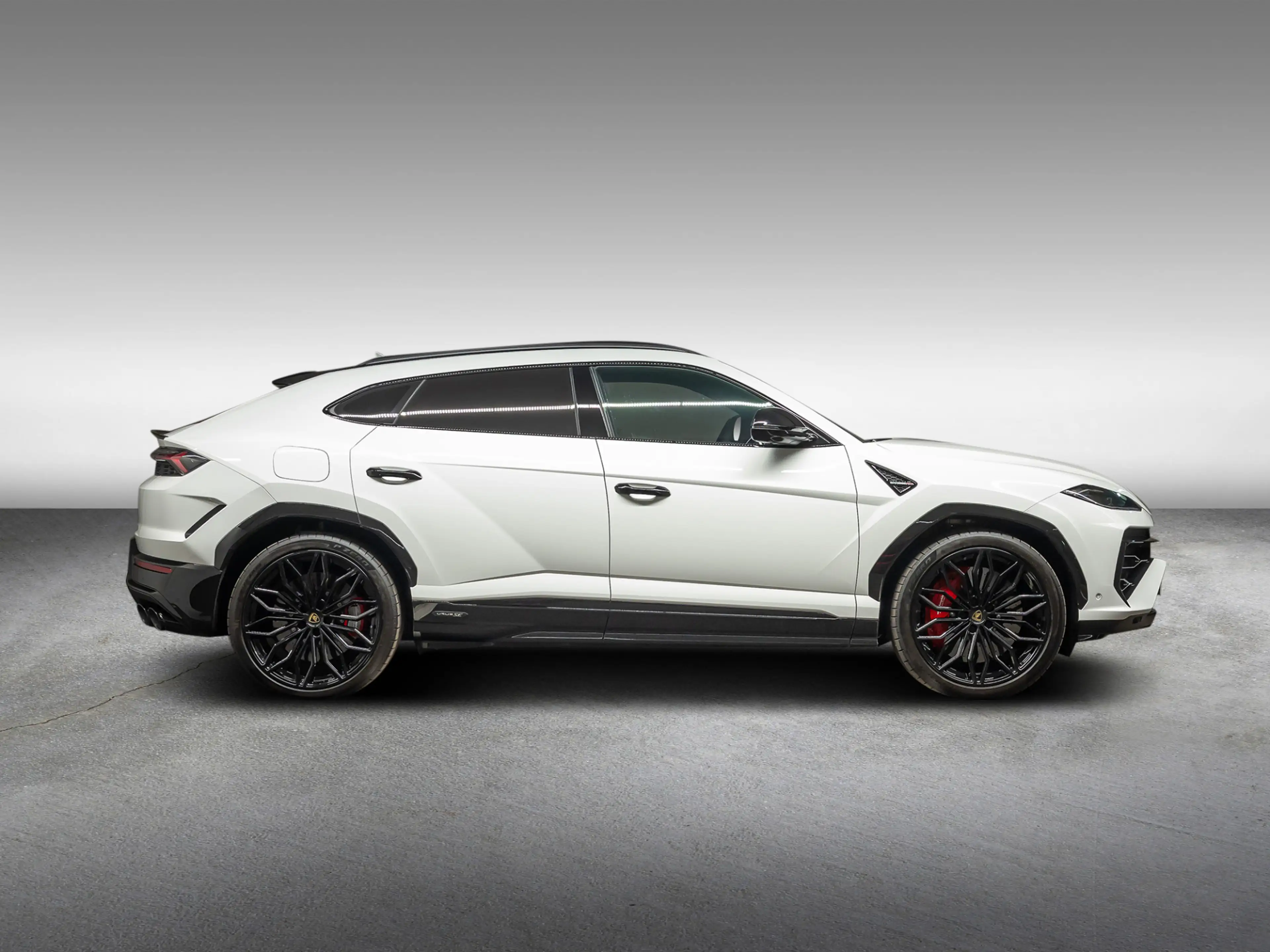 Lamborghini Urus SE | Pano | B&O | 23'' | Syle Pack Gloss Black — photo 2