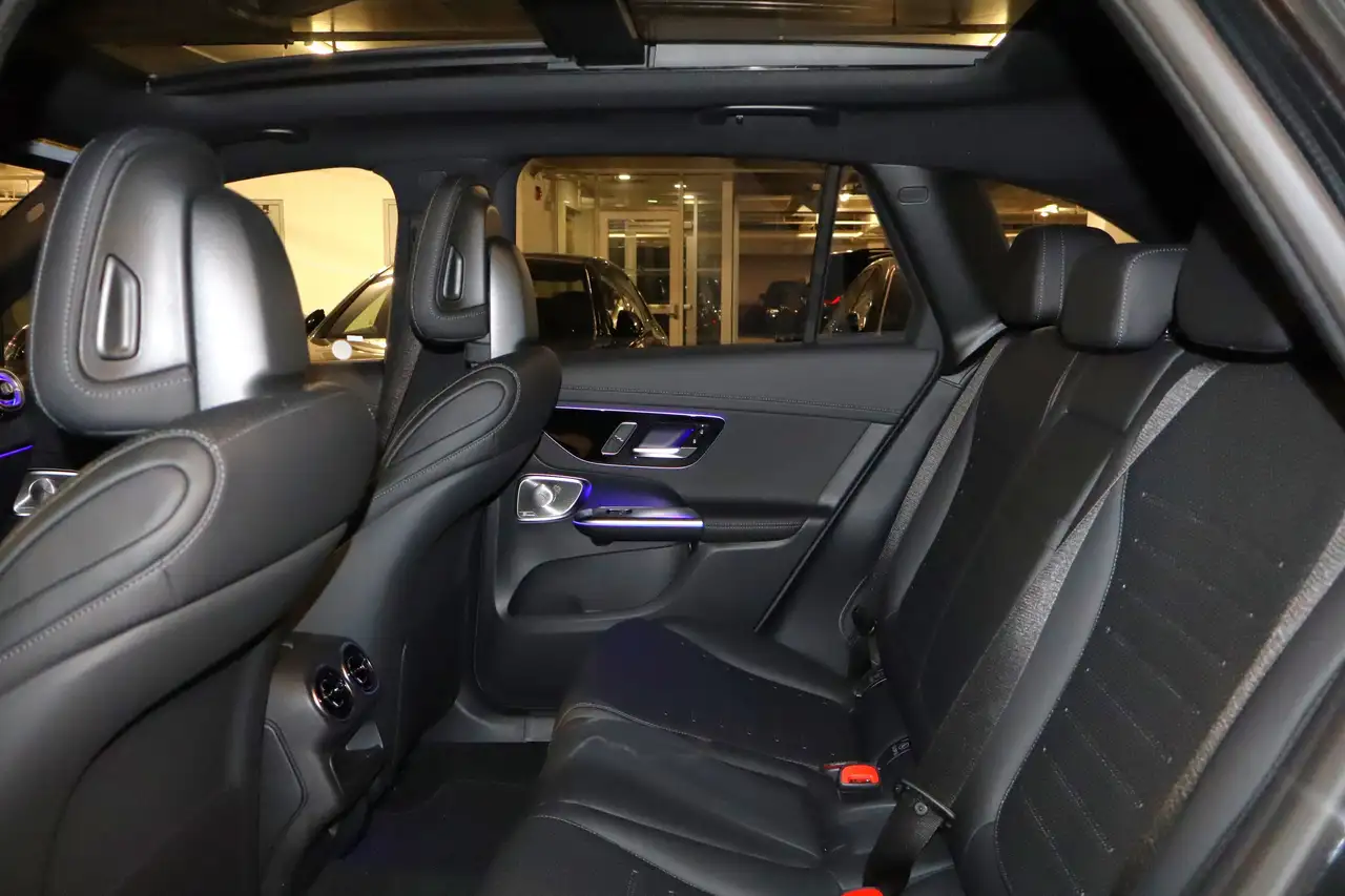 Mercedes-Benz GLC снимка Mercedes-Benz GLC