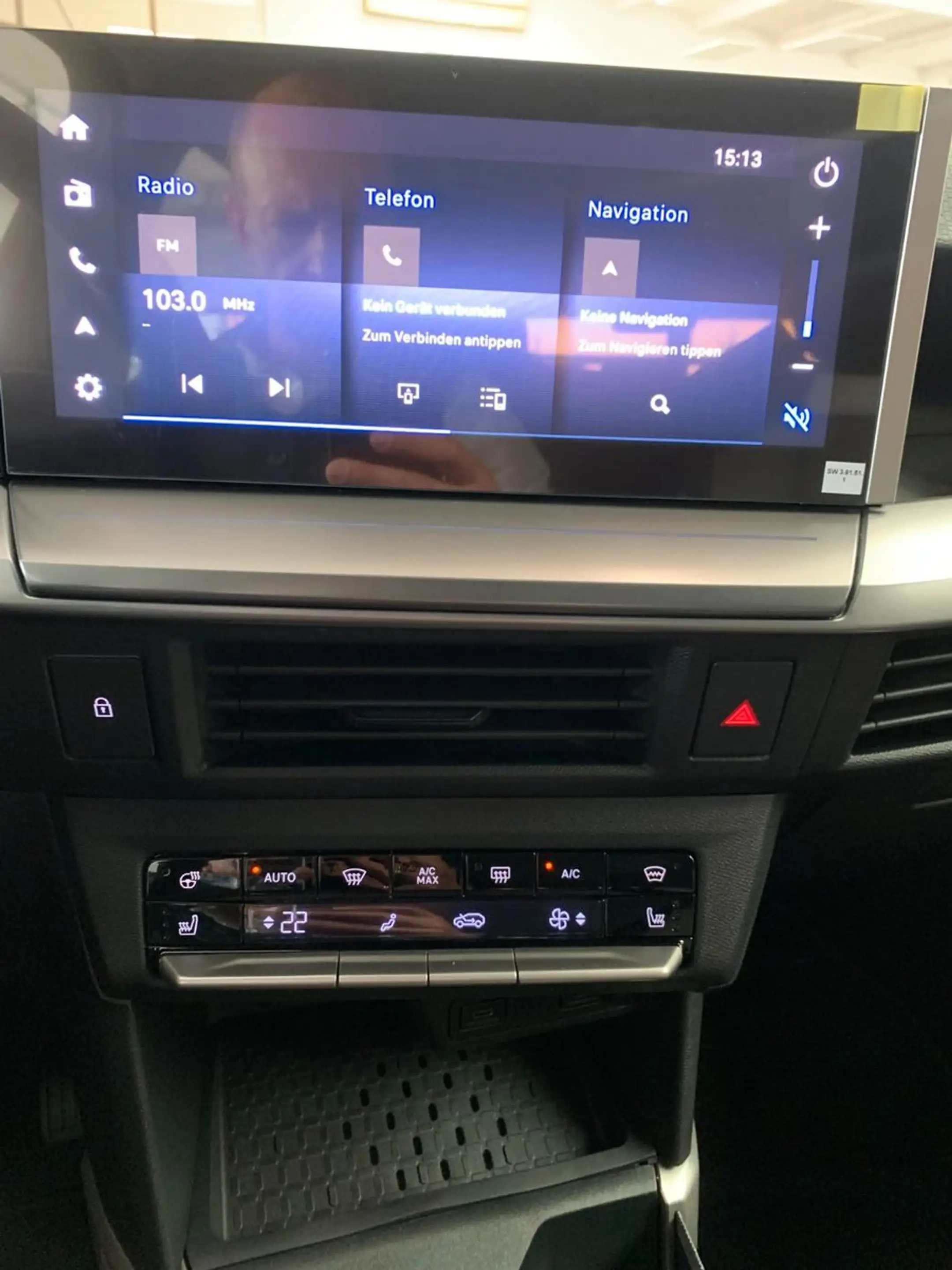 Opel Frontera Electric Ultimate 83 kW Extended Range — photo 26
