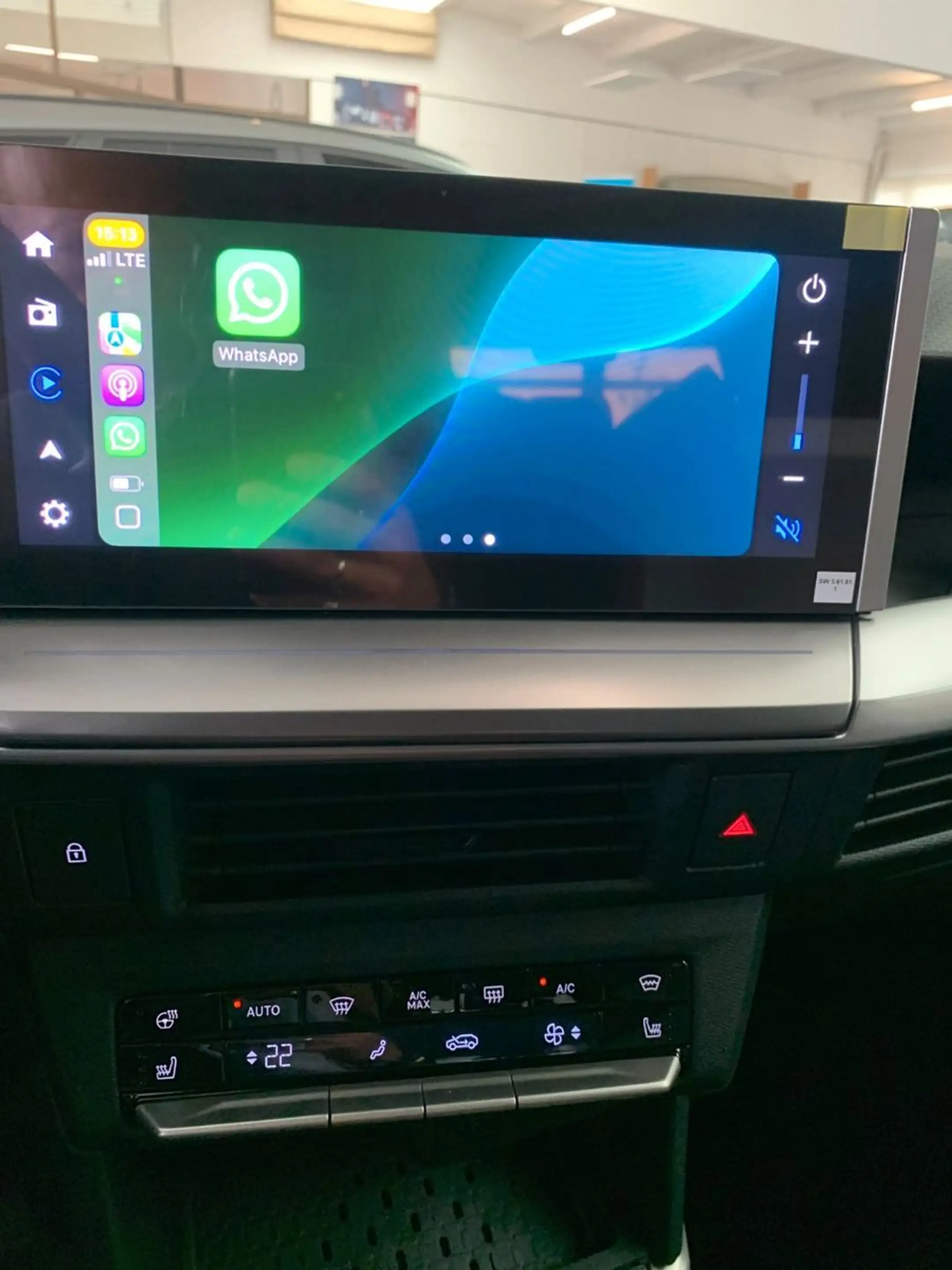 Opel Frontera Electric Ultimate 83 kW Extended Range — photo 20