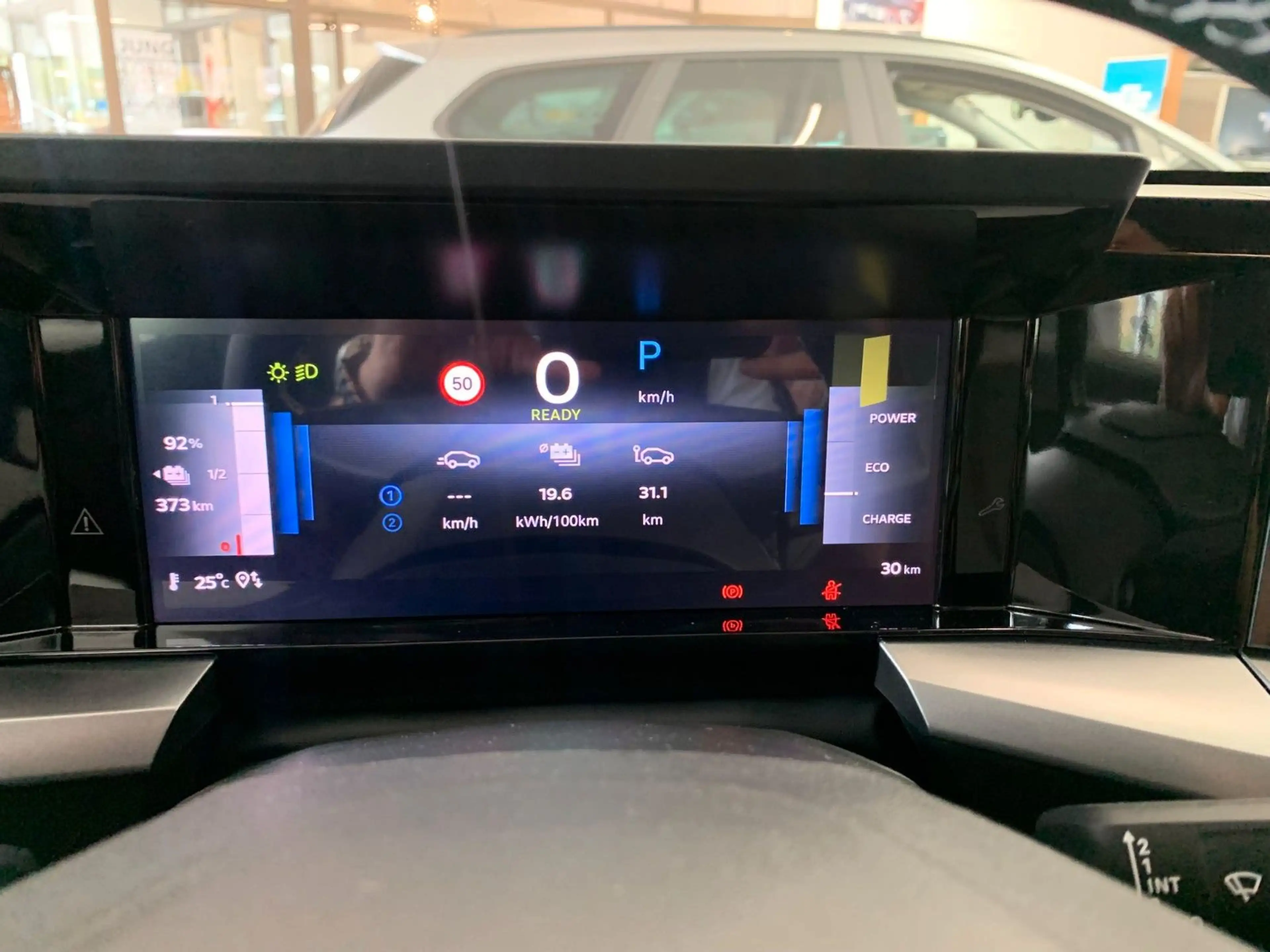 Opel Frontera Electric Ultimate 83 kW Extended Range — photo 27