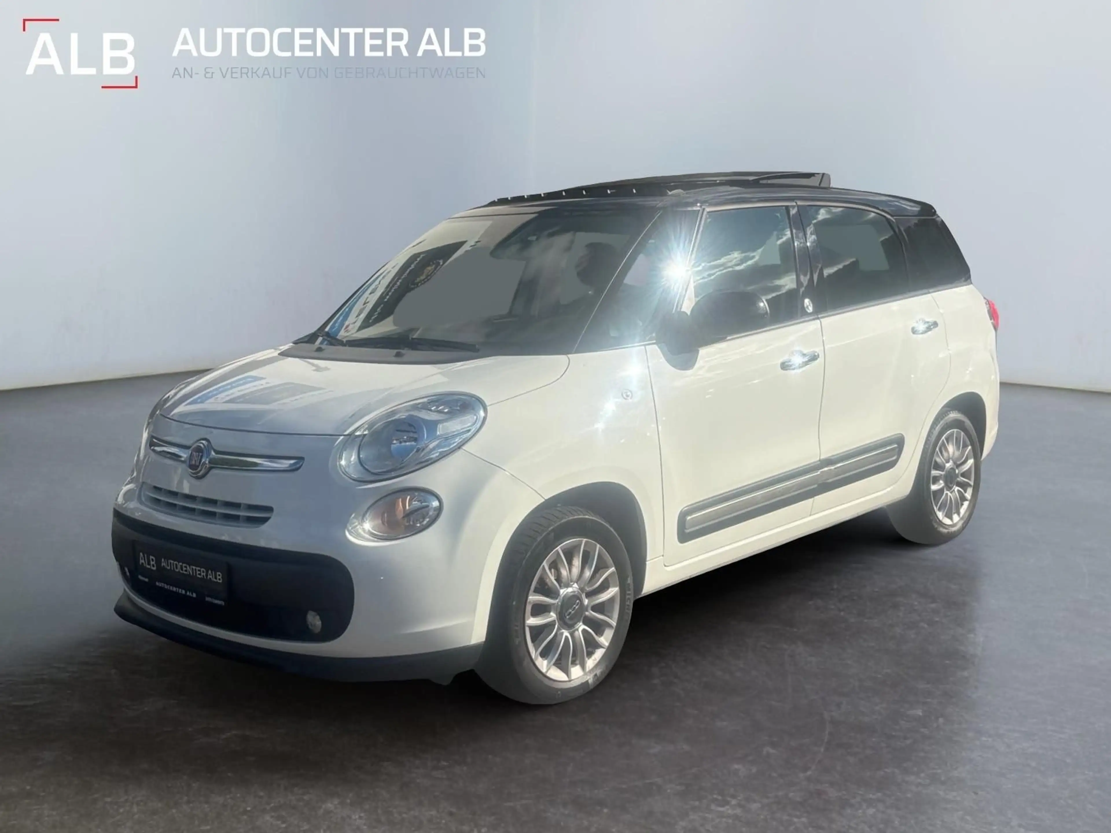 Fiat 500L Lounge/KLIMA/1.HAND/PANO/EURO.6/KAMERA/