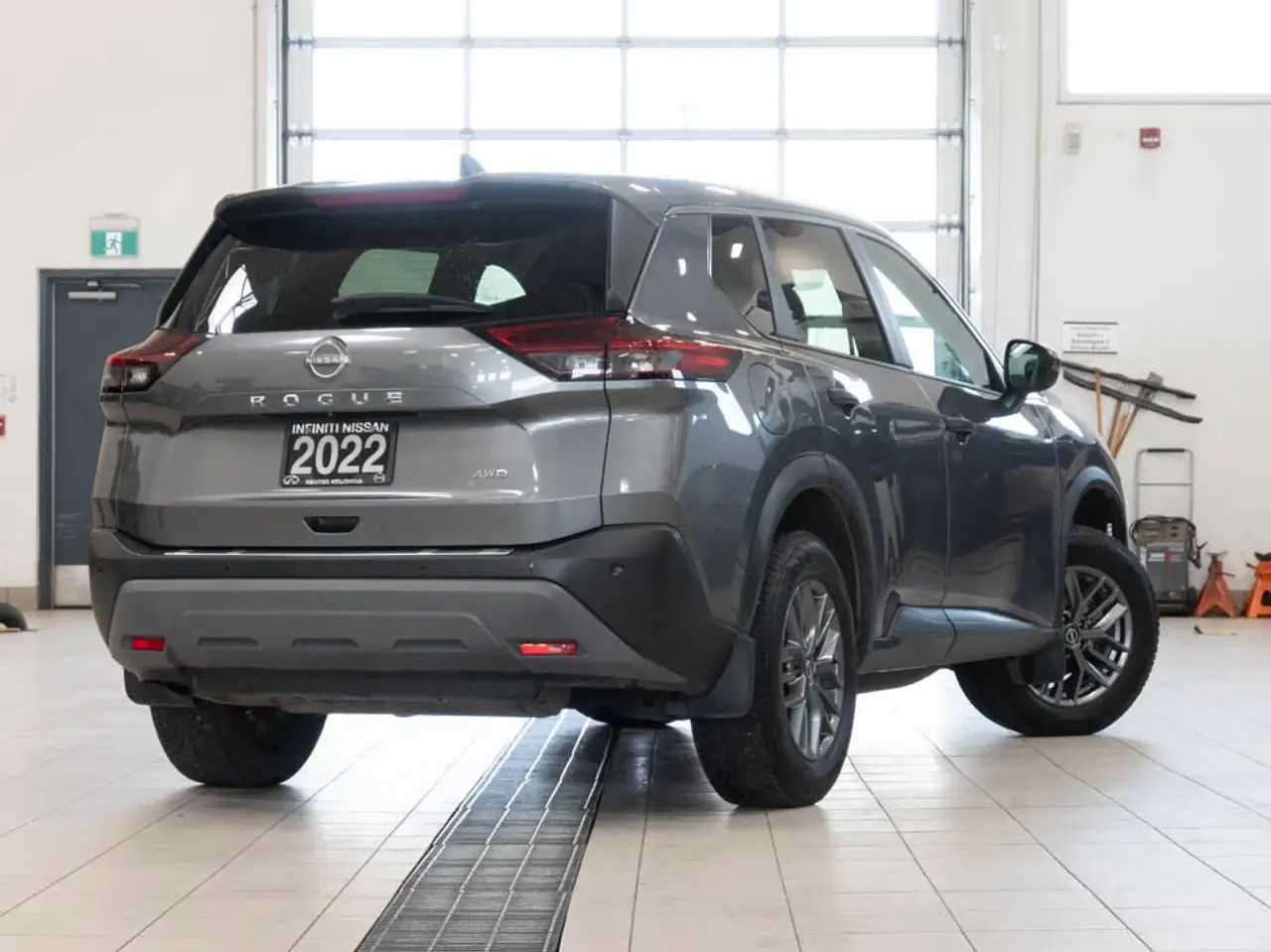 Nissan Rogue снимка Nissan Rogue