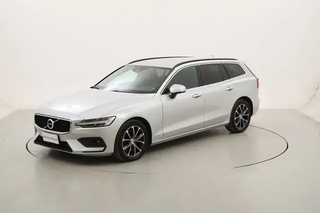 Volvo V60 B4 (d) Momentum Business Pro Geartronic 2.0 Mild