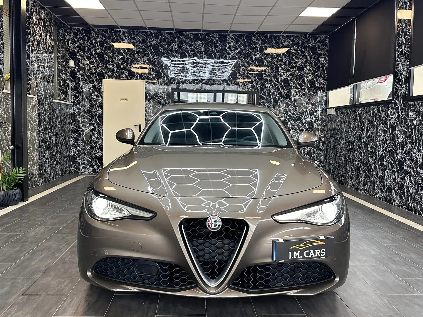 Alfa Romeo Giulia 2.2 t Sport Edition 180cv auto Bronze - 2
