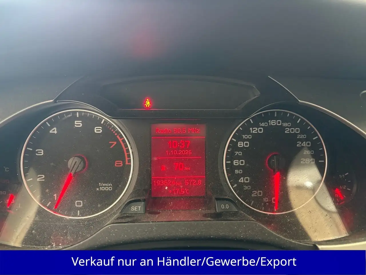 AUDI A4 BREAK - 1.8 TFSI 160ch - PACK SPORT - VOLANT EN CUIR - ATTELAGE - CLIMATISATION
