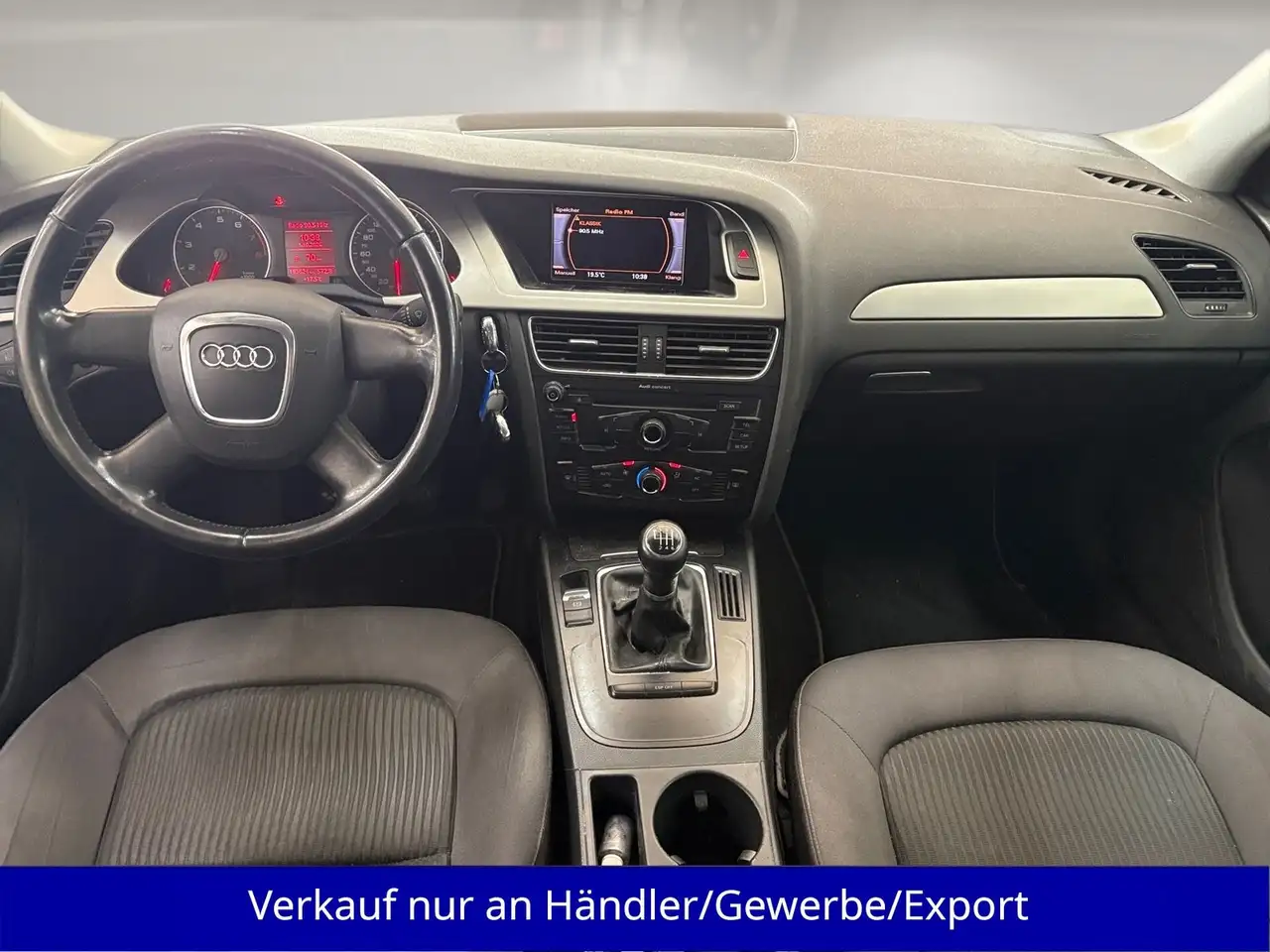 AUDI A4 BREAK - 1.8 TFSI 160ch - PACK SPORT - VOLANT EN CUIR - ATTELAGE - CLIMATISATION