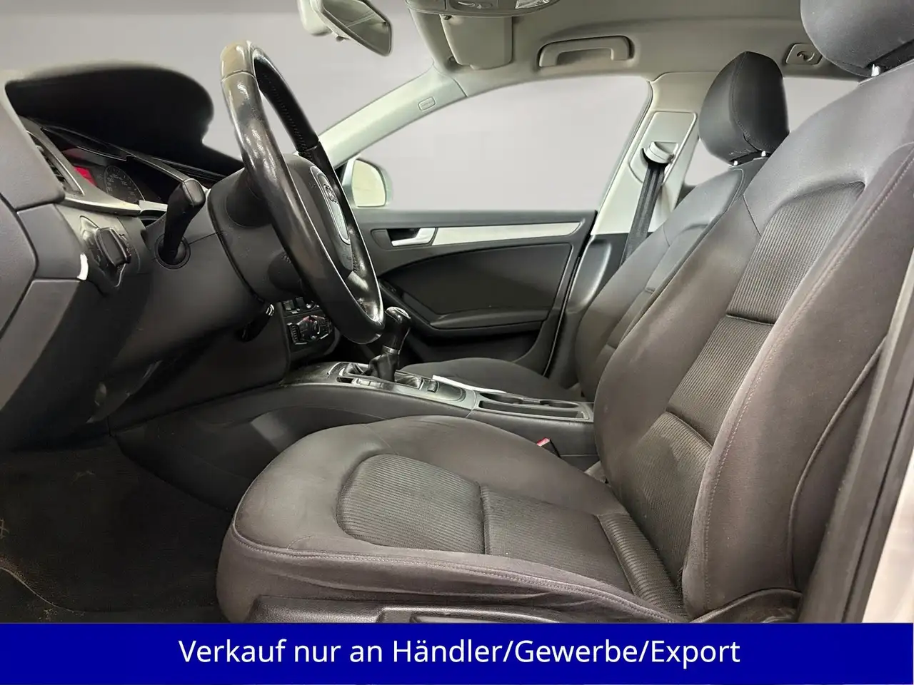 AUDI A4 BREAK - 1.8 TFSI 160ch - PACK SPORT - VOLANT EN CUIR - ATTELAGE - CLIMATISATION