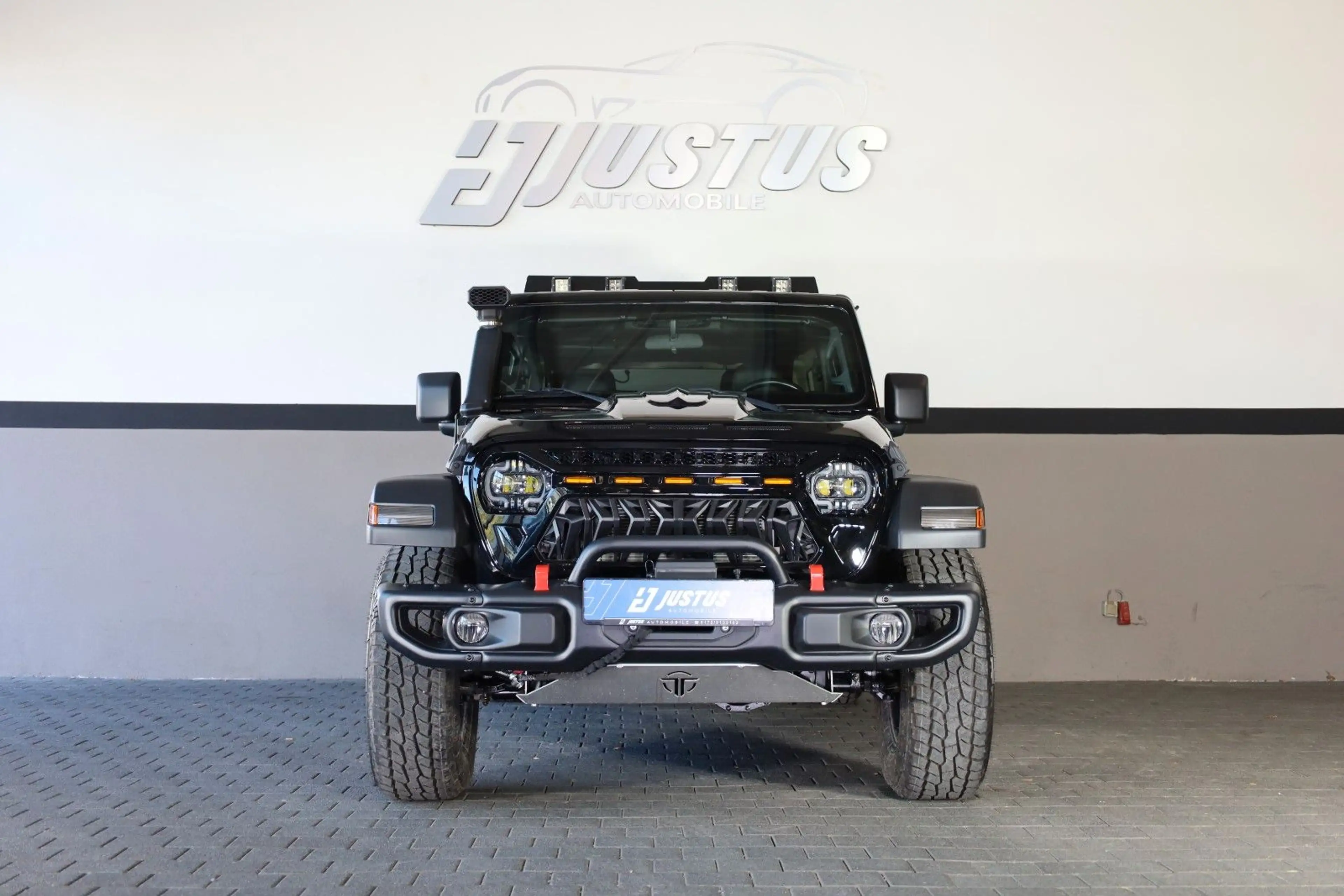 Jeep Wrangler Unlimited Willys/KAMERA/AHK/SHZ/BTH/R17 — photo 2