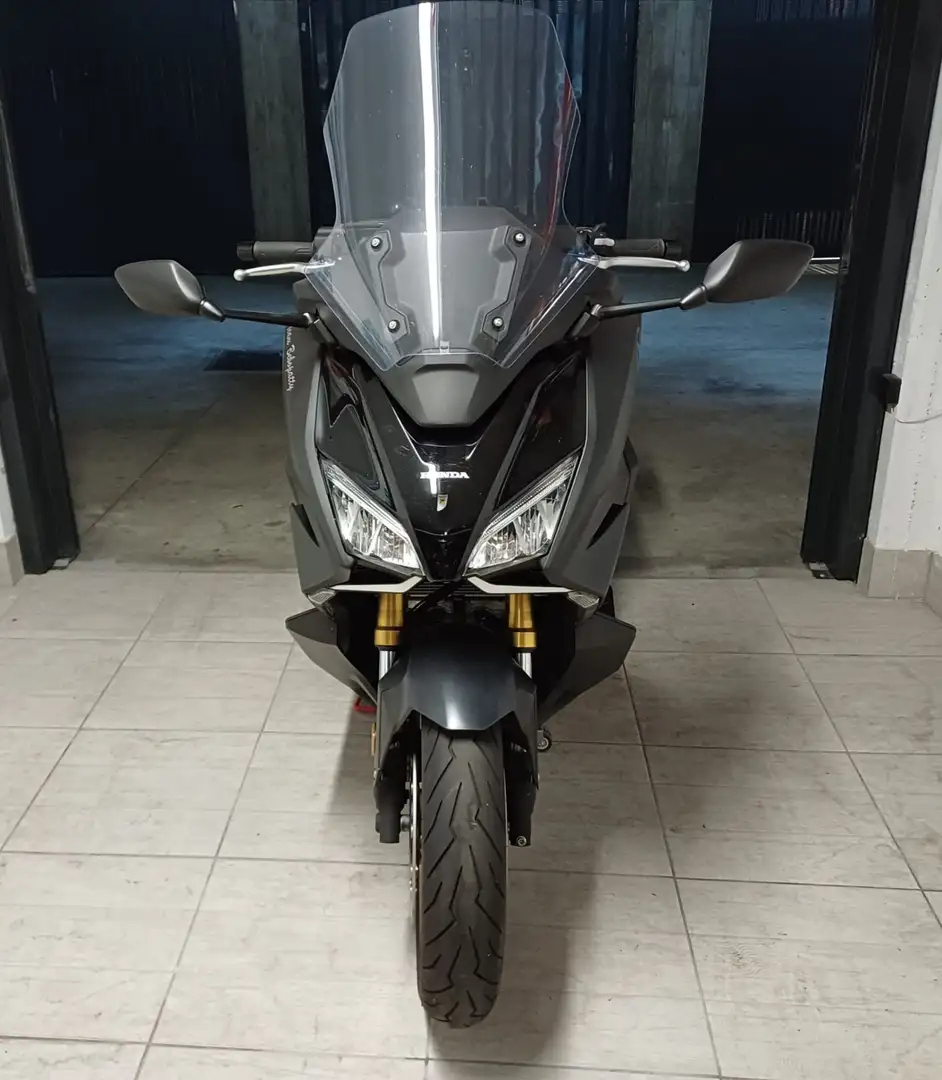 Honda Forza 750 Nero - 1