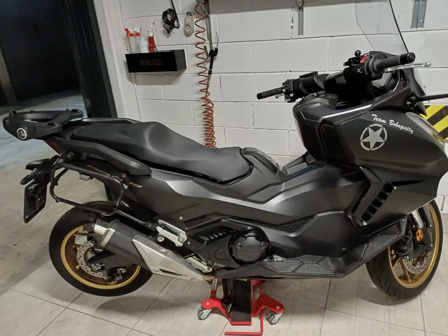 Honda Forza 750 Nero - 2