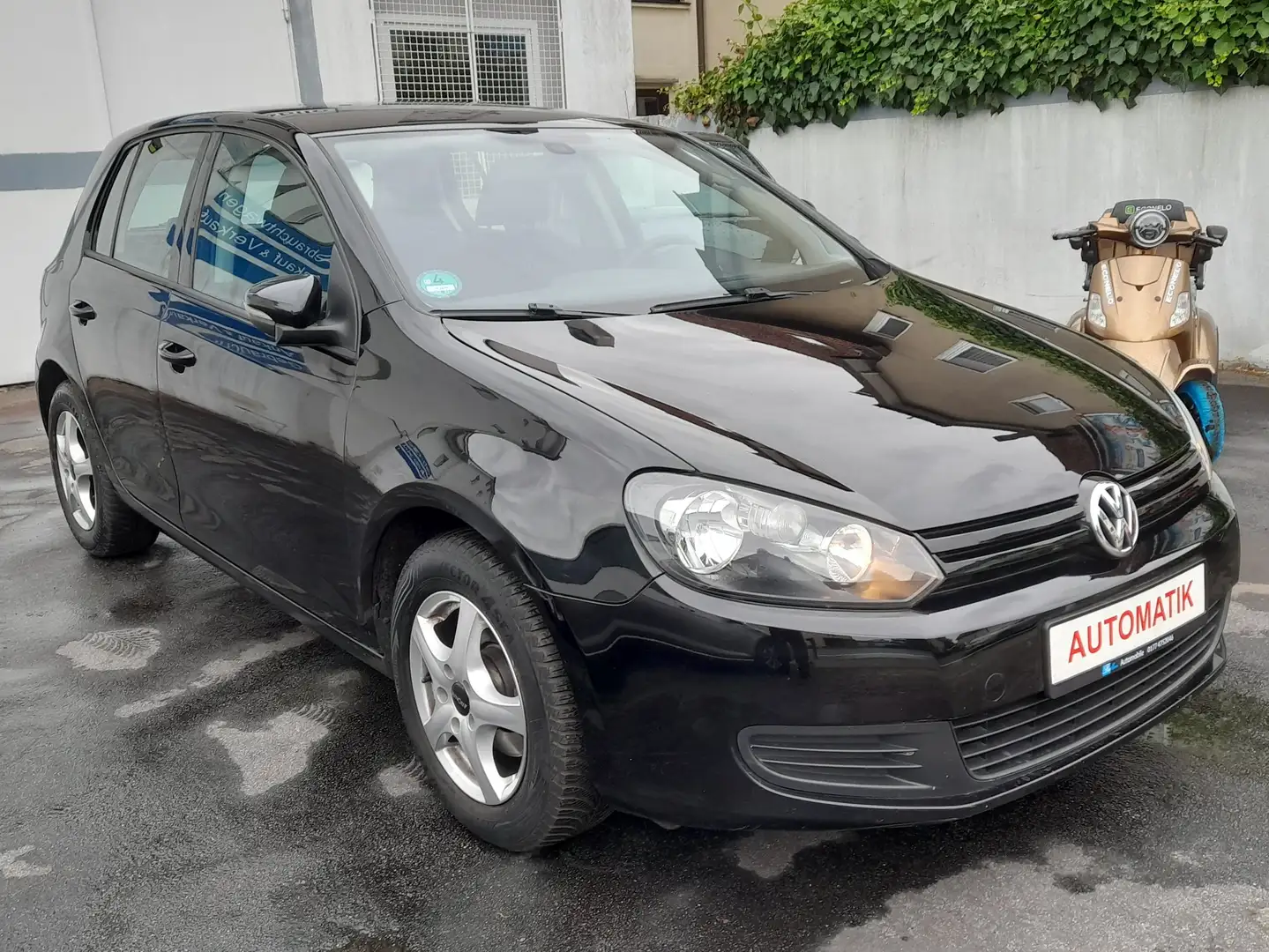 Volkswagen Golf Trendline Negro - 1
