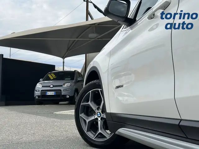 BMW X1 view 10