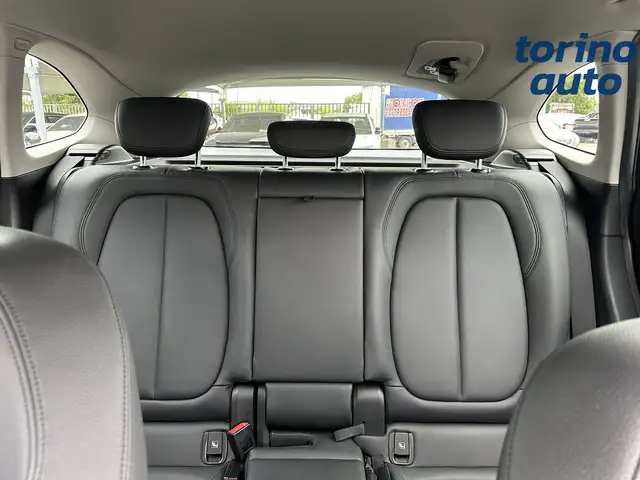 BMW X1 view 12