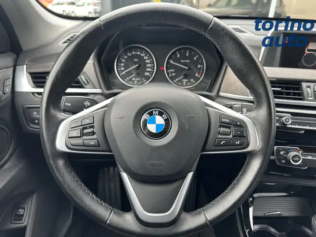 BMW X1 view 16